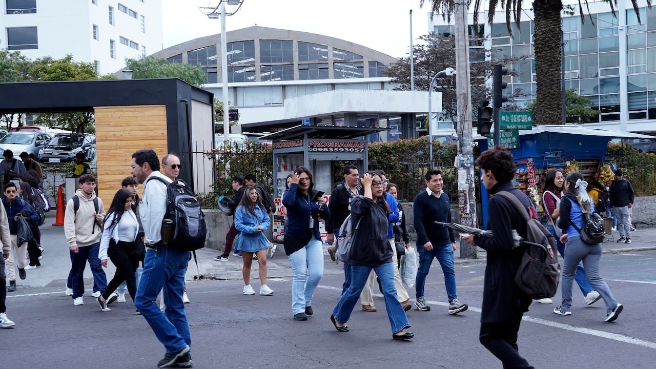 Más de 193.000 jóvenes consiguieron empleo formal en Ecuador durante el primer semestre de 2026