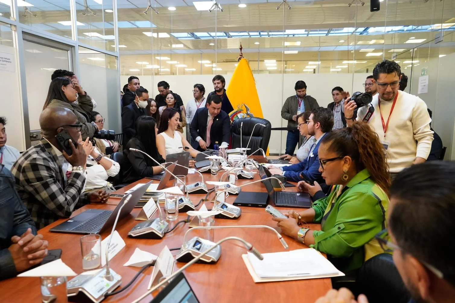 Comisión de Fiscalización rechaza incorporar nueva prueba en juicio político contra Inés Manzano