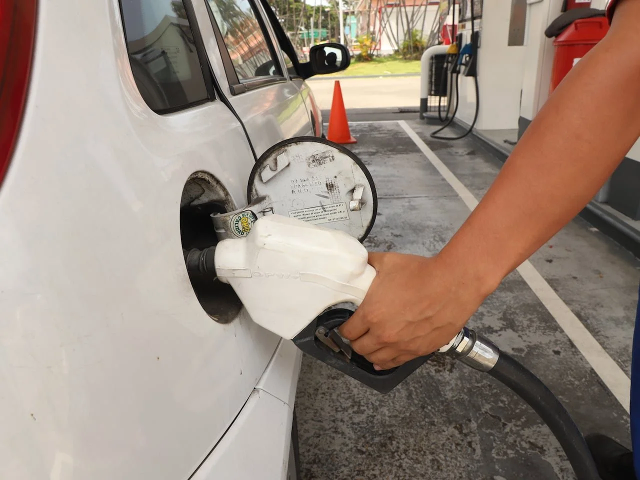 Nuevos precios de las gasolinas Extra, Ecopaís y diésel en Ecuador desde este 12 de agosto