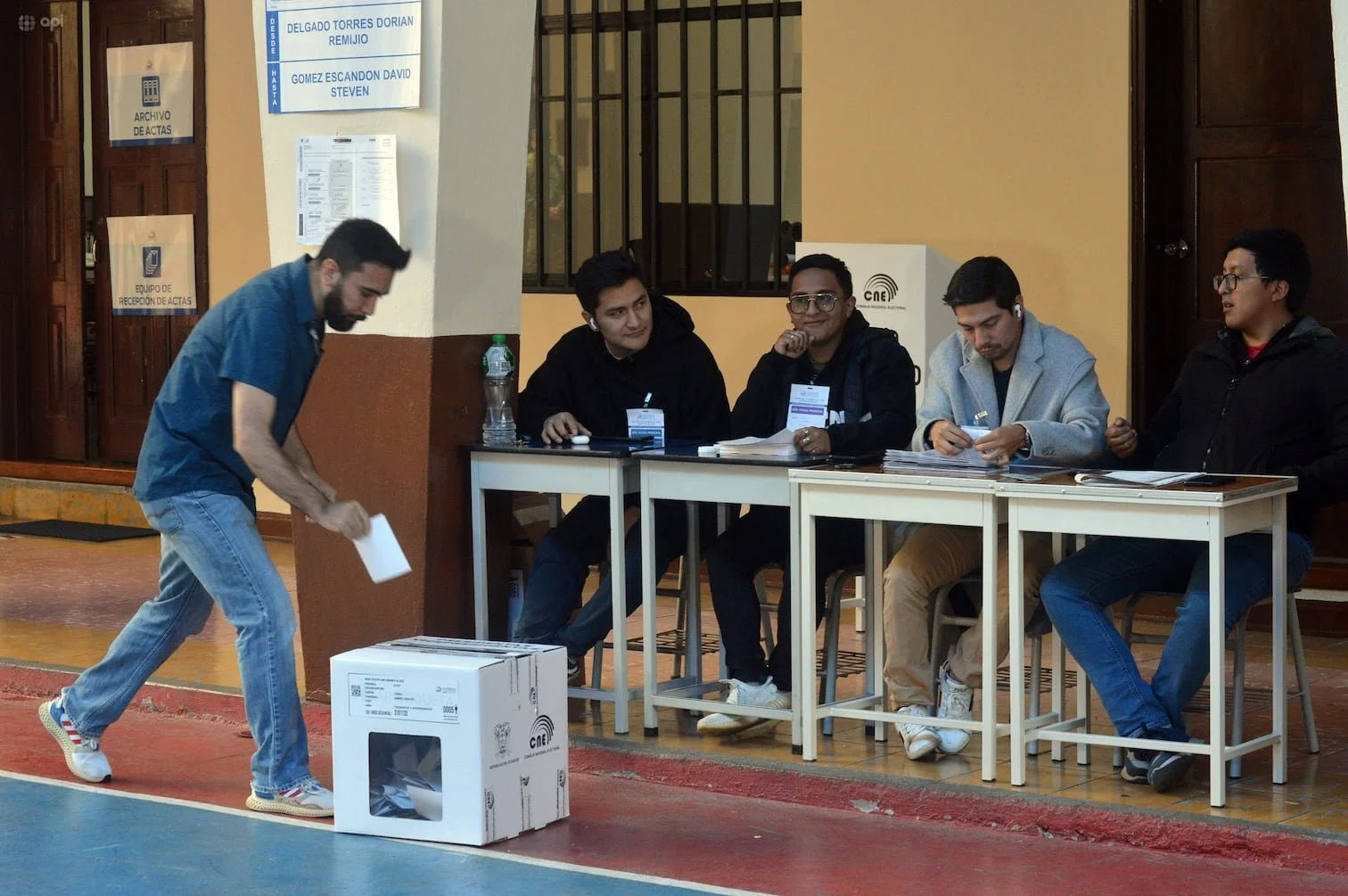 El 2 de septiembre se escogerá a los 285.000 ecuatorianos que receptarán los votos en las elecciones de noviembre