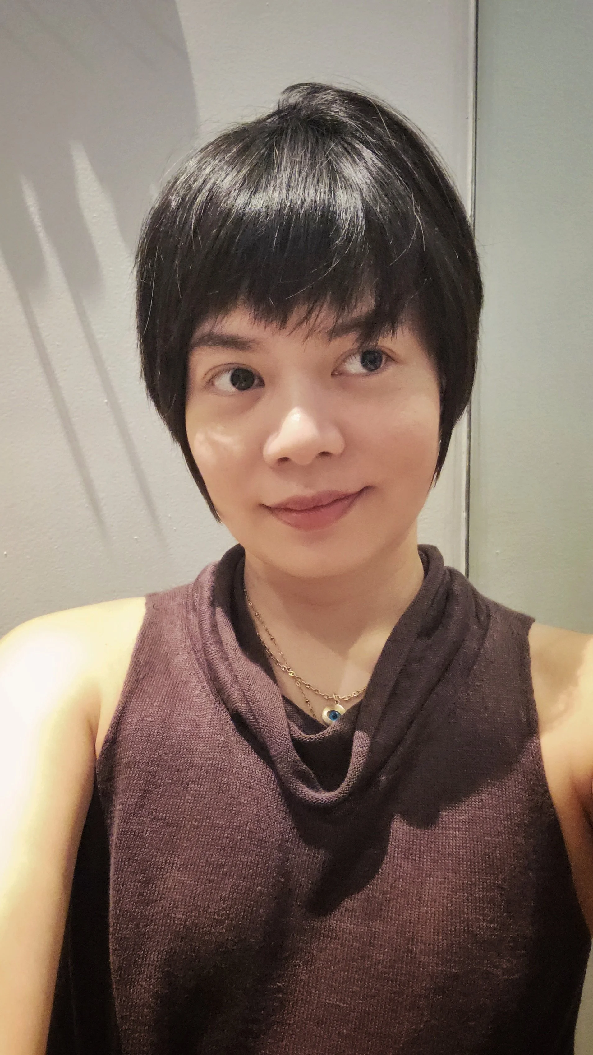 profile photo of artist and illustrator: Bianca Lesaca