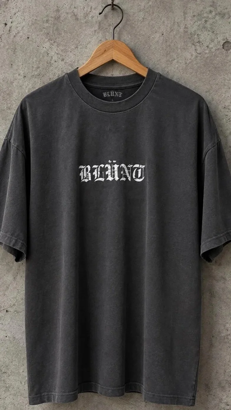 BL%C3%9CNT+Tee.jpg