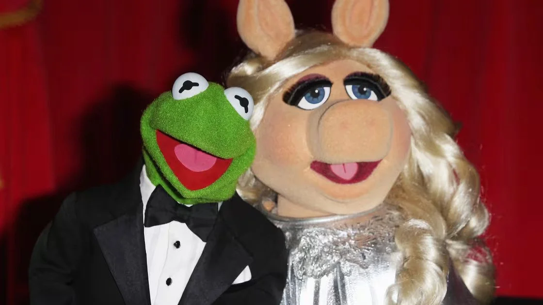 Kermit the Frog and Missy Piggy