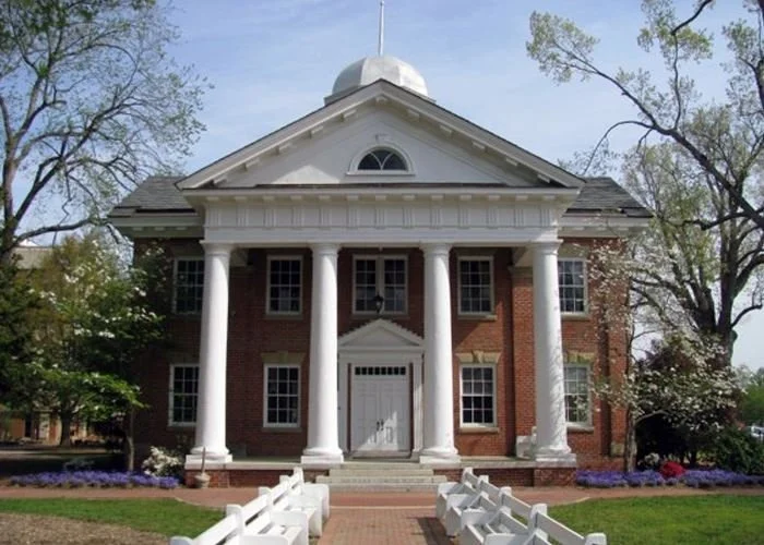 Historic Courthouse Green Tour