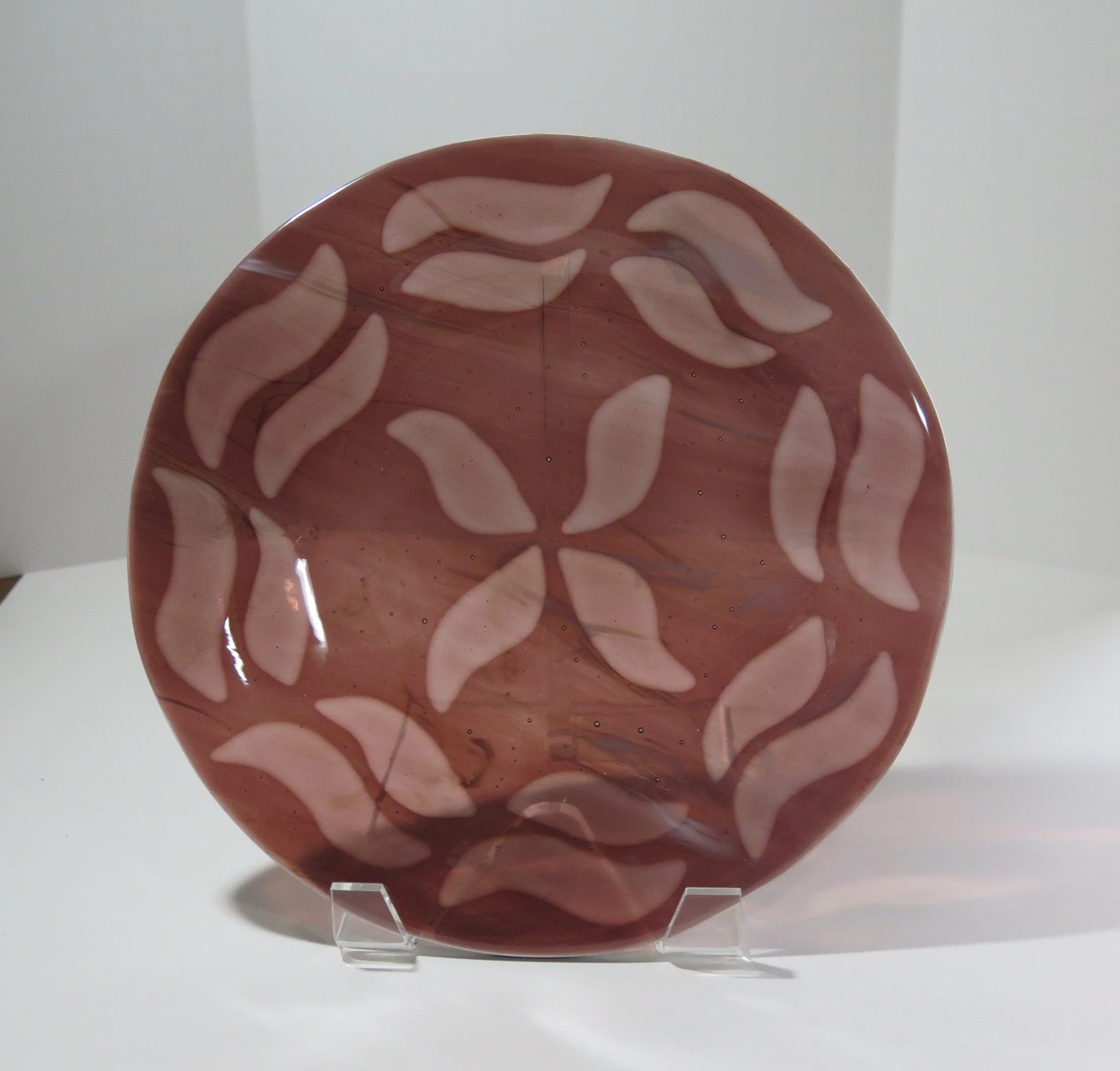 Lavender Bowl with Leaves 