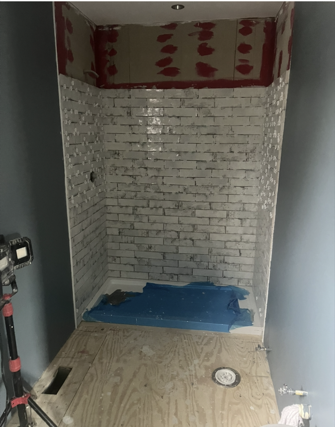 Bathroom - Before
