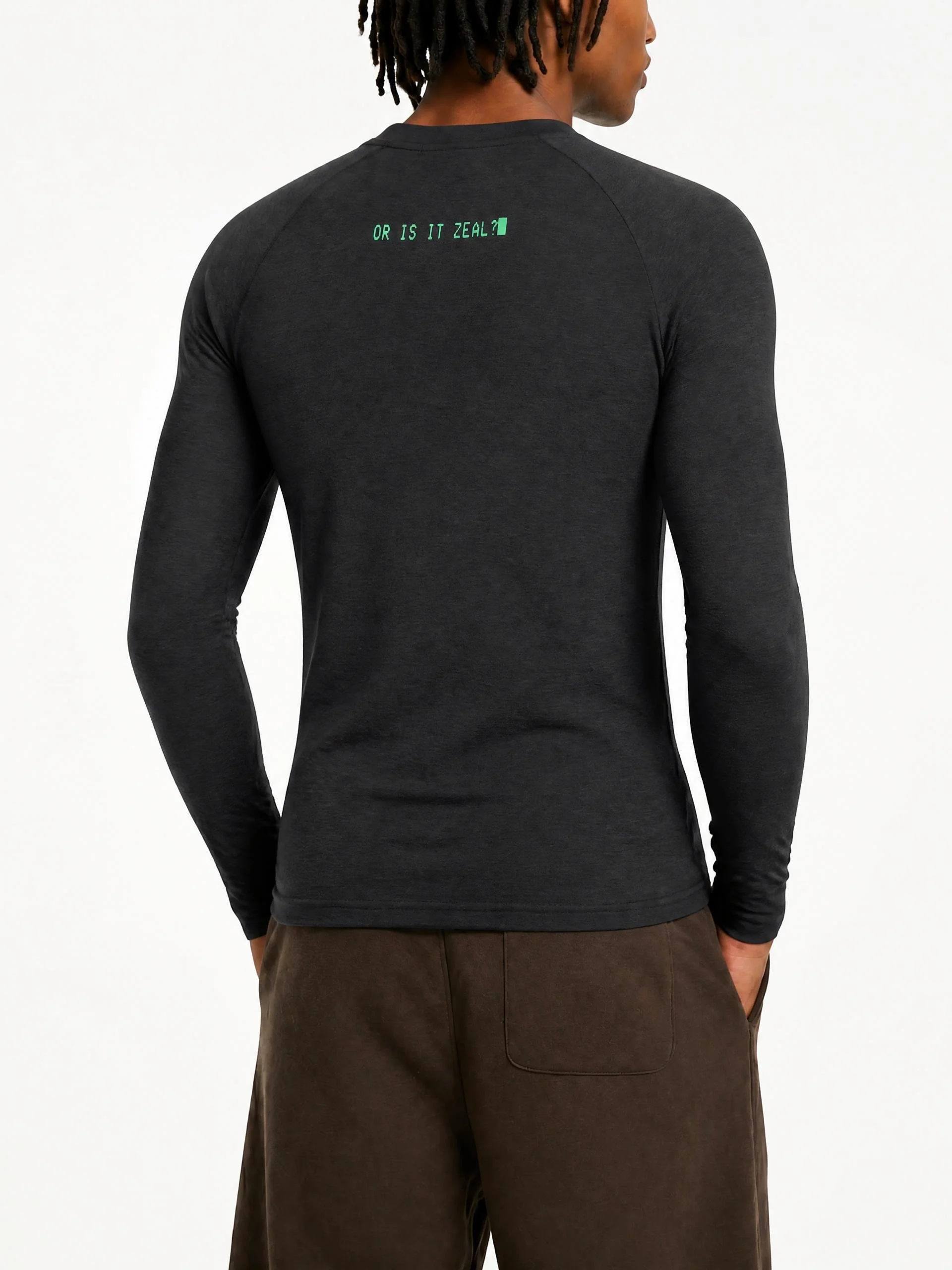 Mockup-R00155-P001-V4-261023-4.jpeg