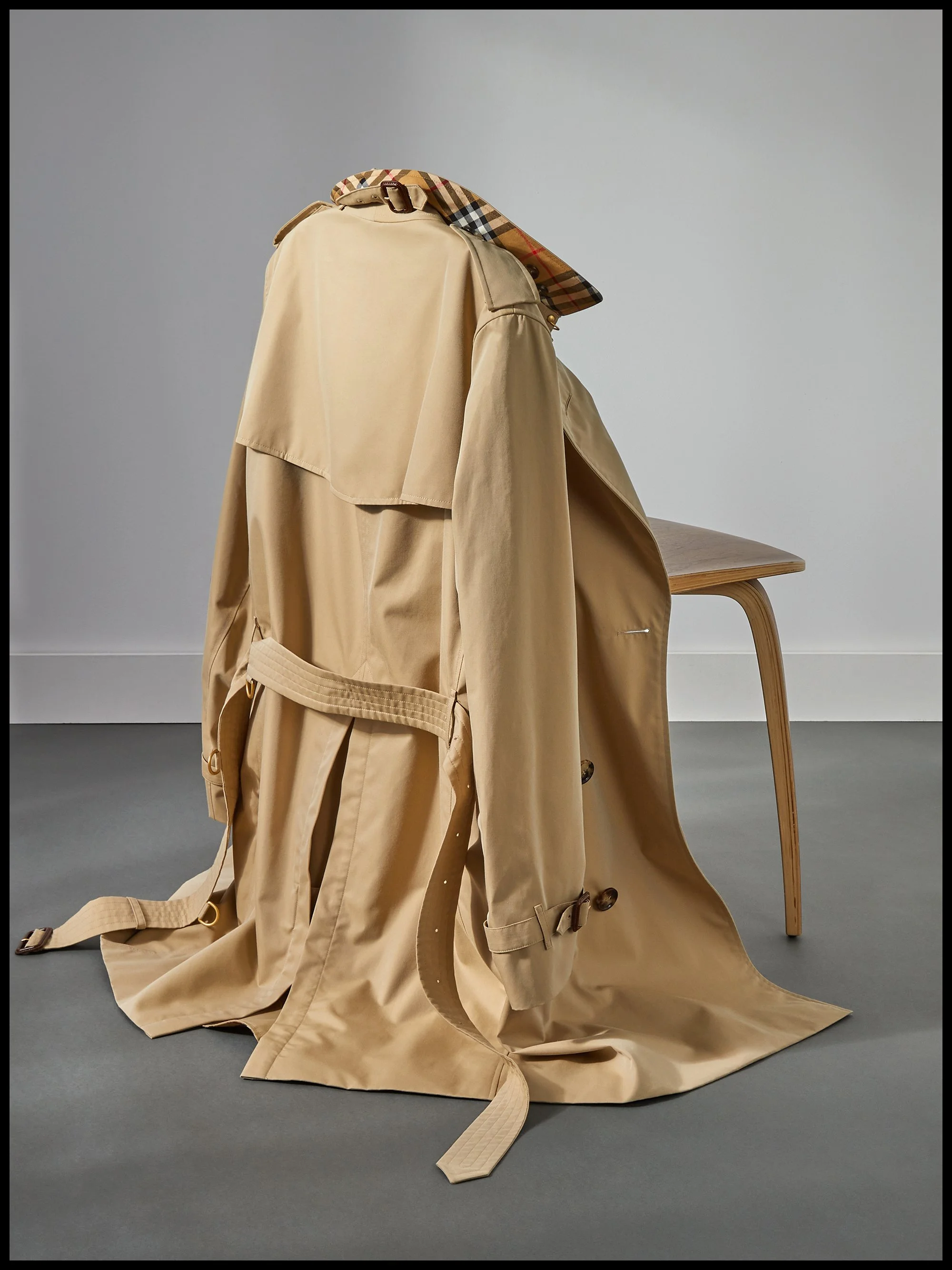 INTERNATIONAL_FALLOUTWEAR_M_BURBERRY_3 copy.jpg