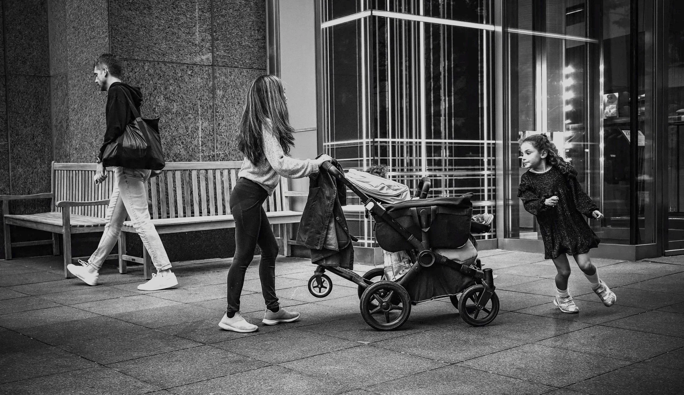 STROLLER%2BLEAN%2BGIRL%2BBW%2B1-2.jpg
