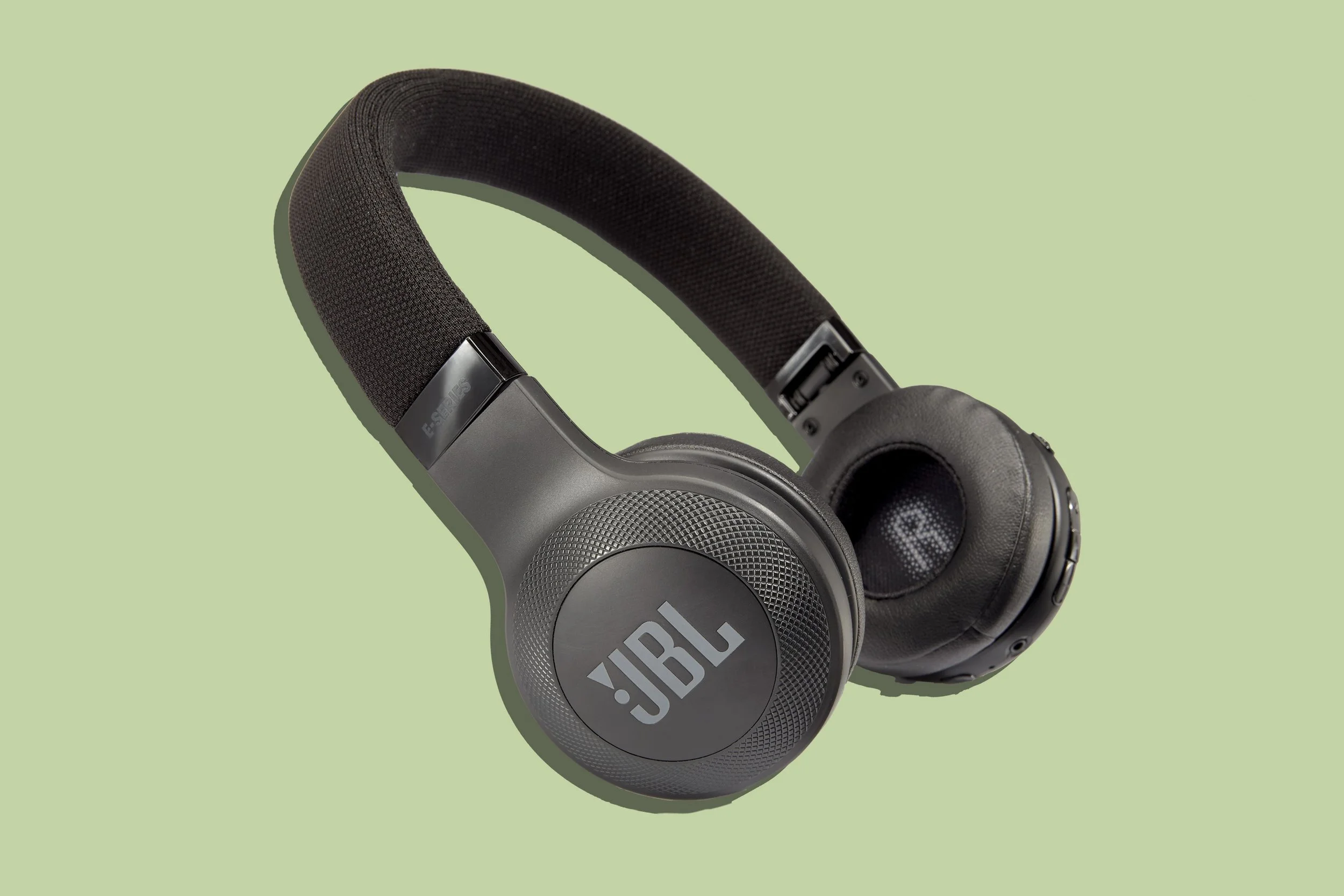 JBL_HEADPHONES_RADIAL copy.jpg