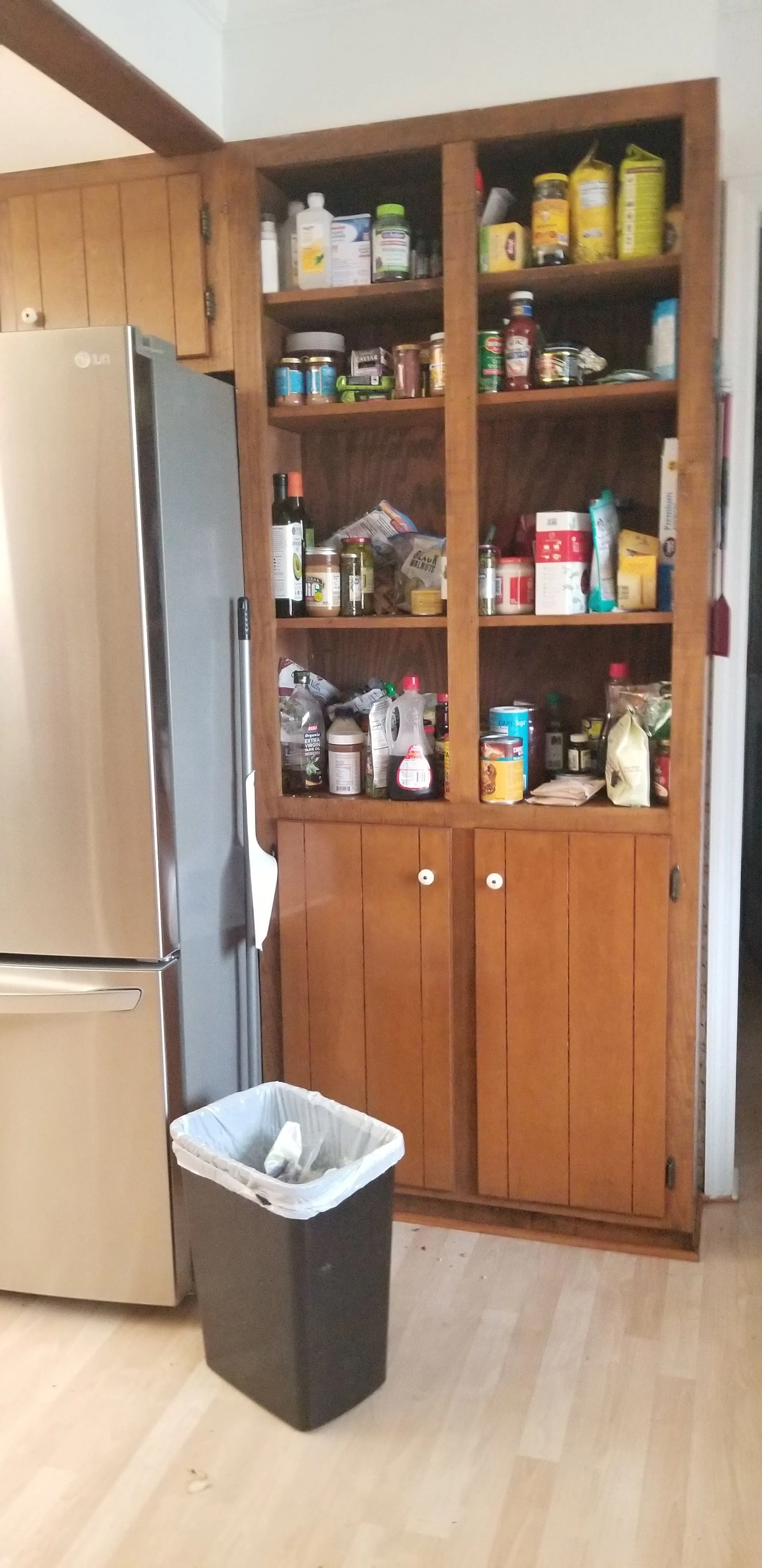 Kitchen Cabinet