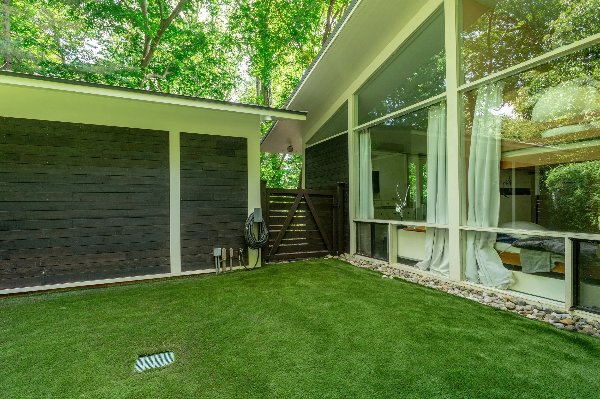 857201broxburnrd0259.jpg