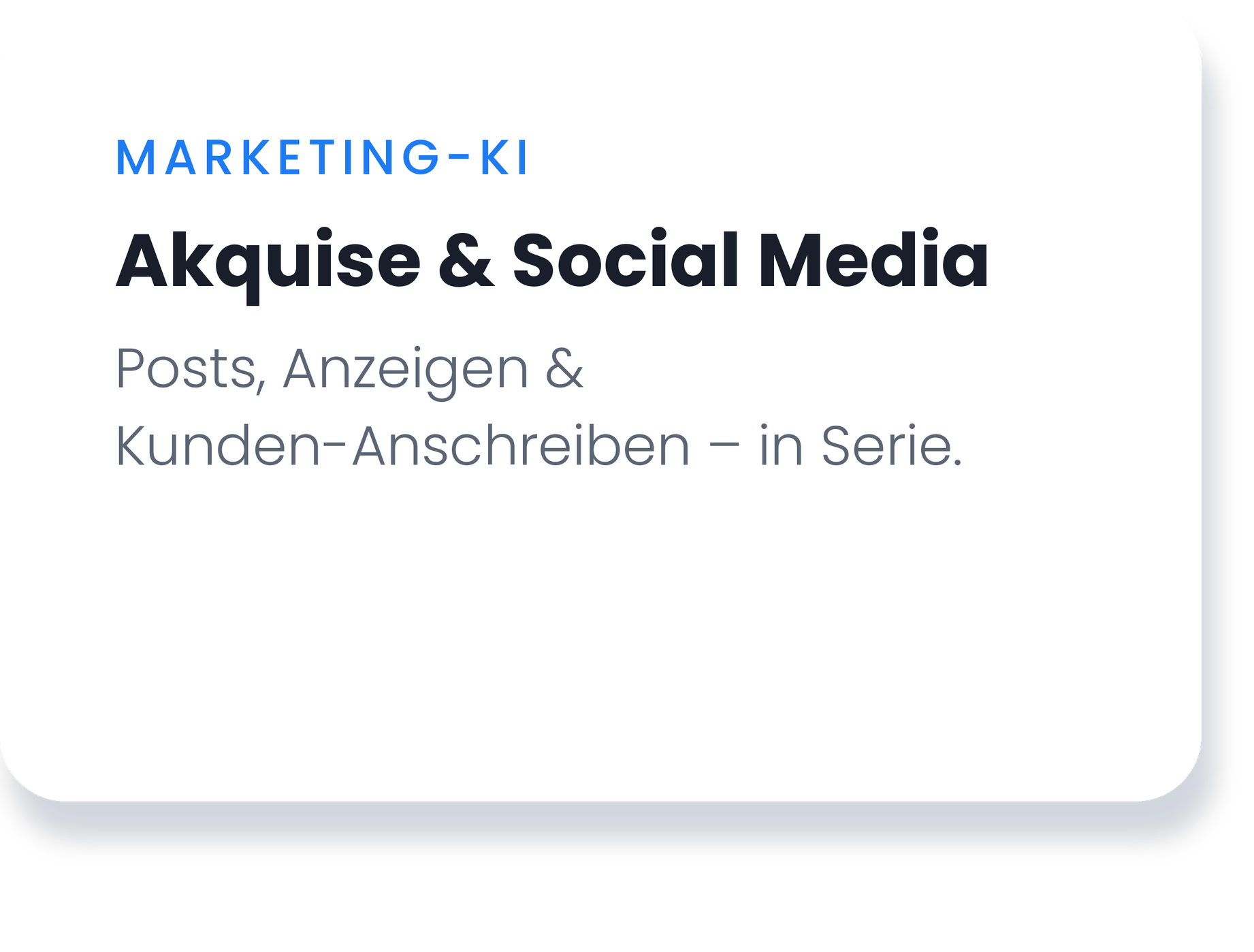 Grafik mit Titel "Marketing-KI" und Untertitel "Akquise & Social Media" in Deutsch, zeigt eine Präsentationsfolie mit schwarzem Hintergrund und weißen, blauen und grauen Text.