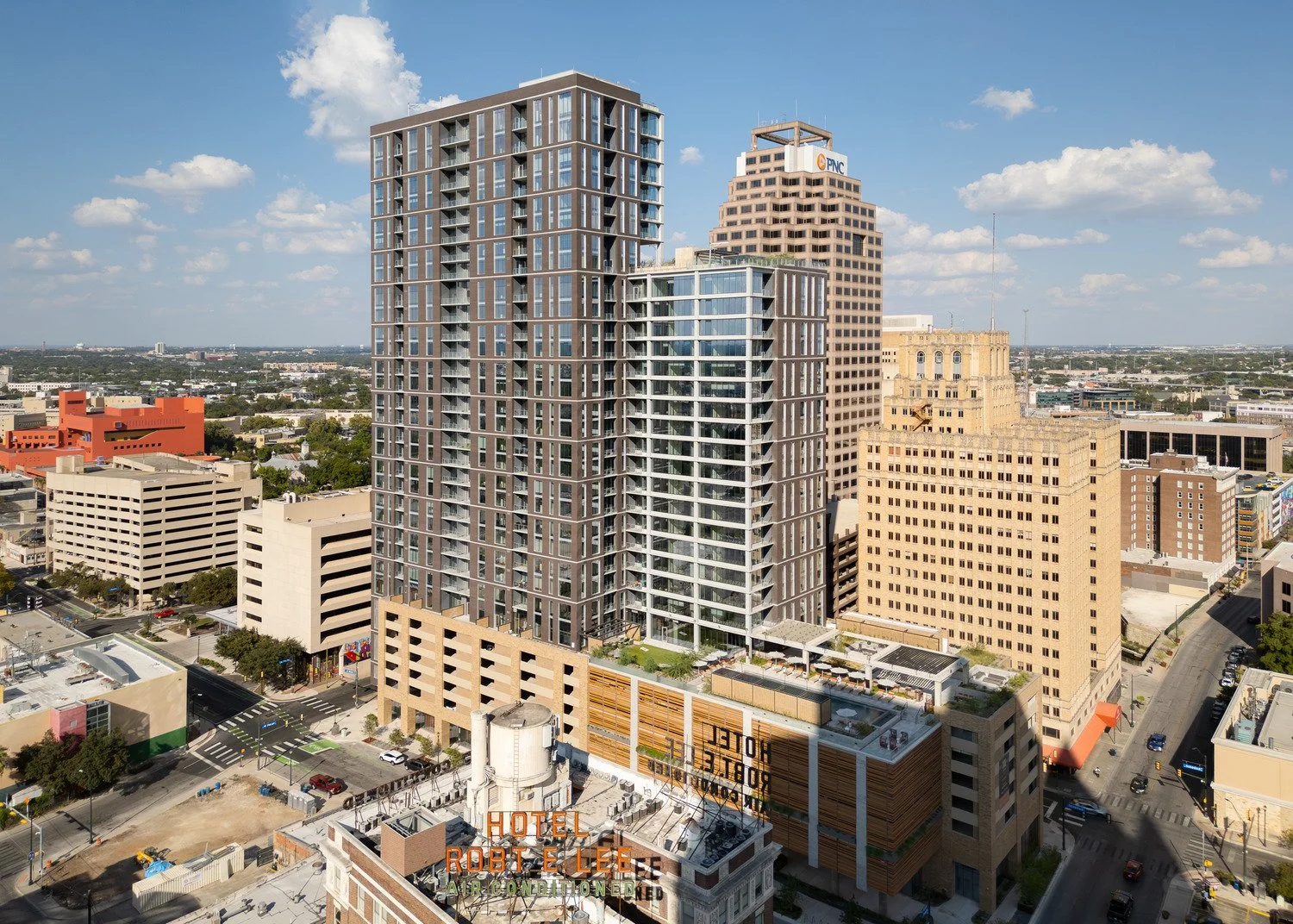 300 Main - Kairoi Residential