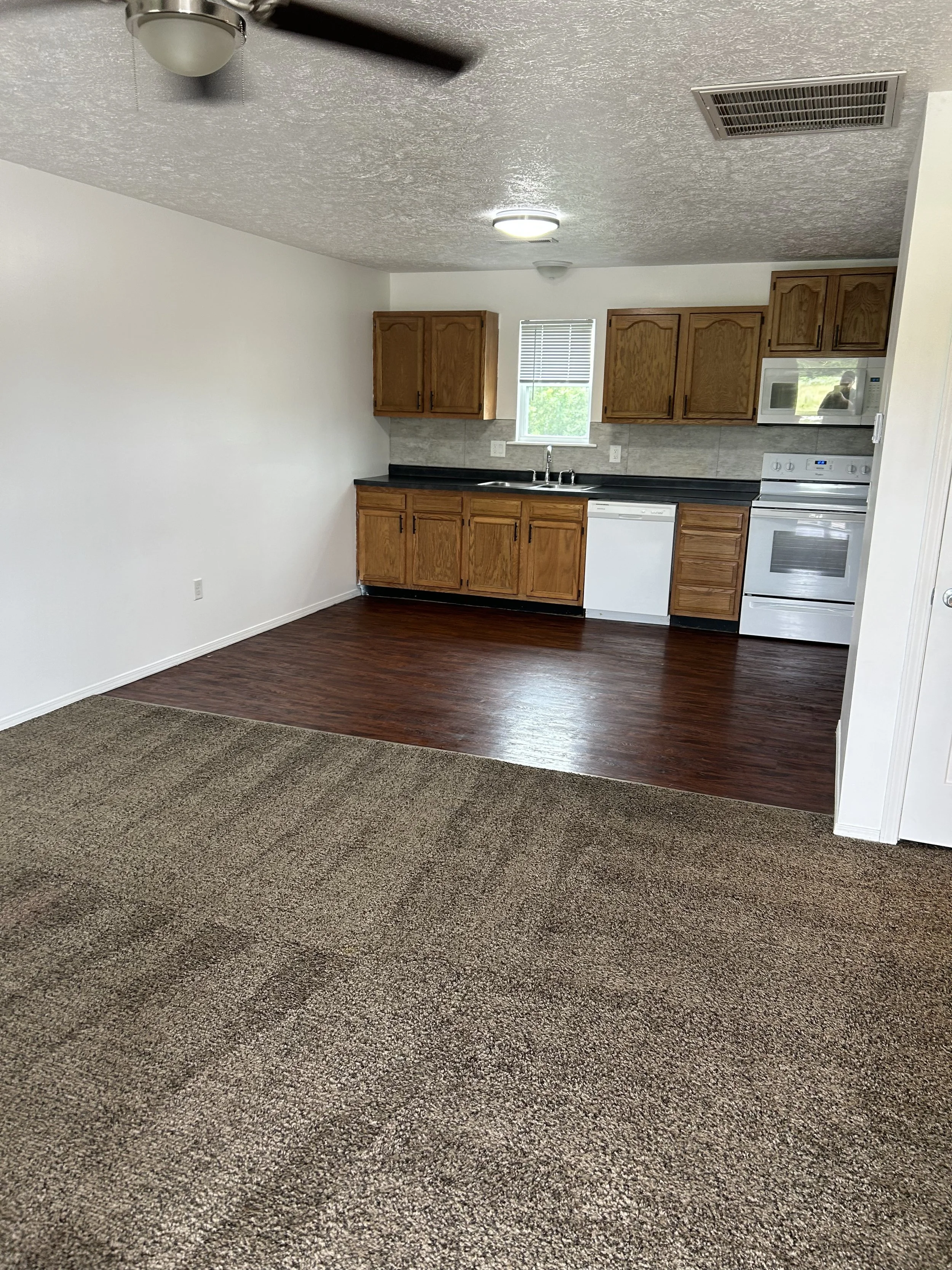 Rental Turn Over & Carpet Cleaning