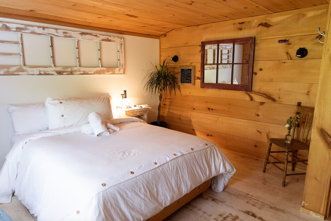 Blue Mountain (Private Room) - Oct 2-4, 2026
