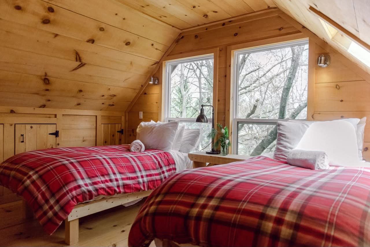 Blue Mountain (Shared Room) - Oct 2-4, 2026