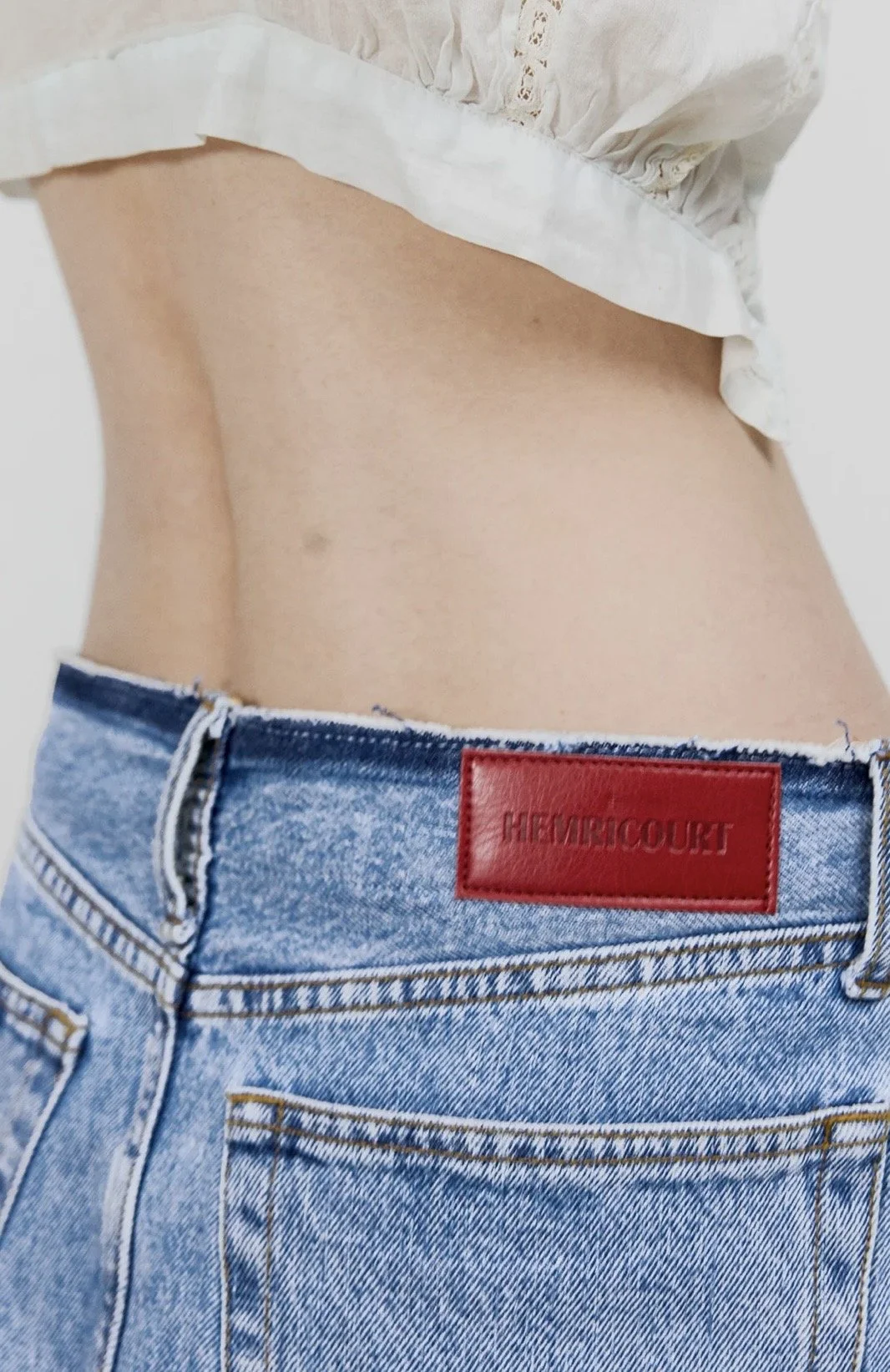 WAISTLESS MINI SKIRT