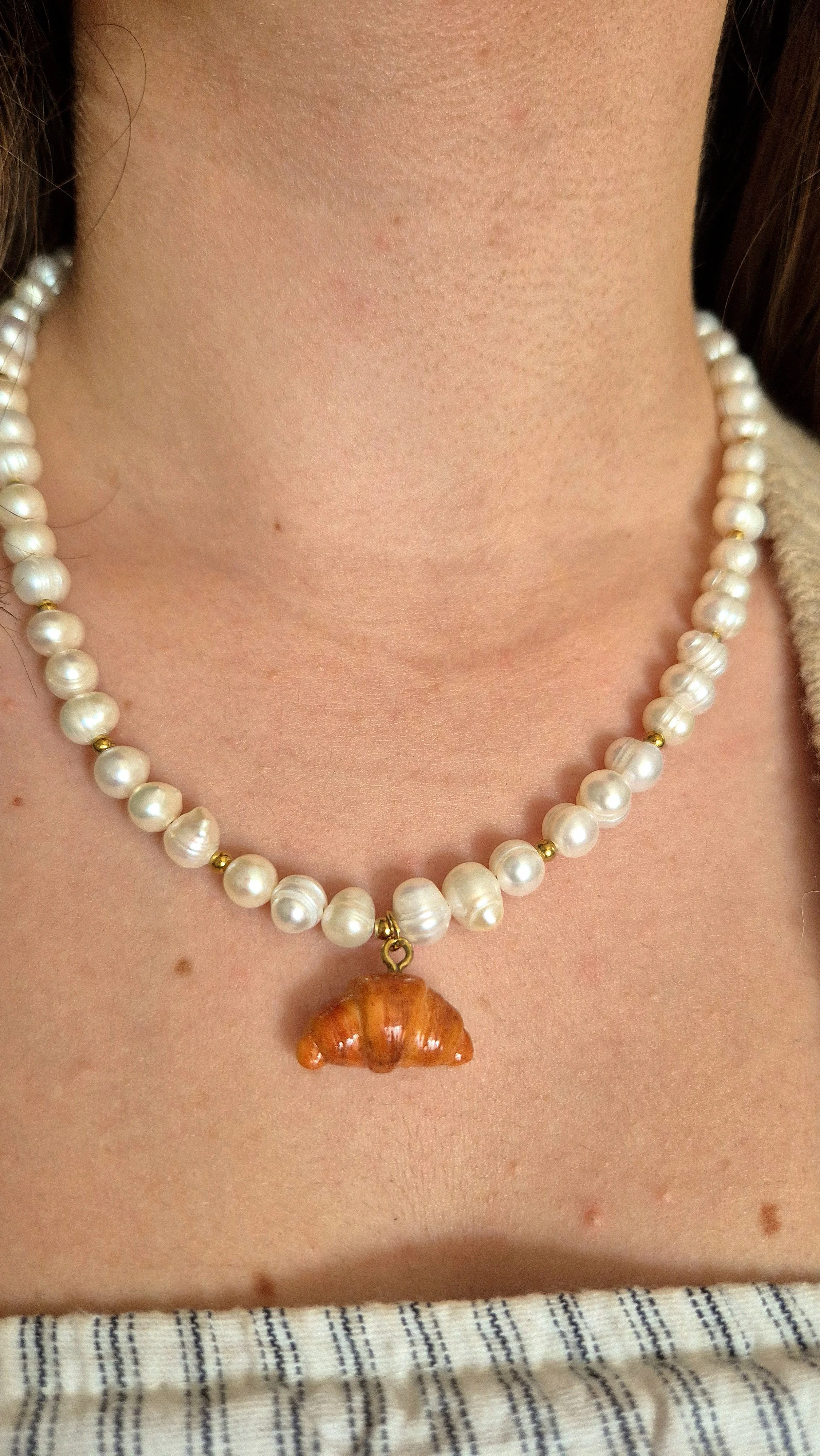 The croissant necklace