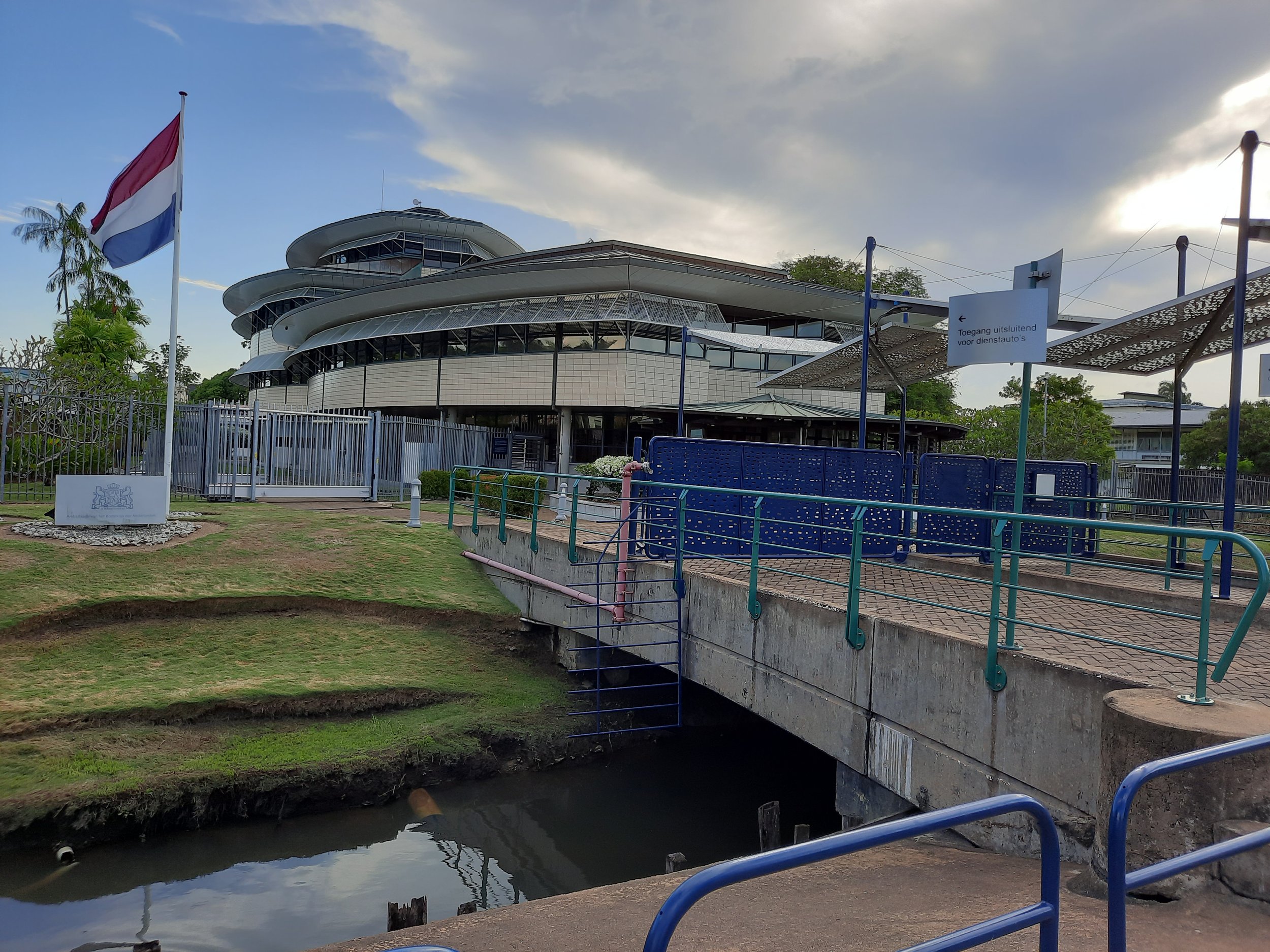 Zakendoen tussen Nederland en Suriname: veelvoorkomende fiscale valkuilen