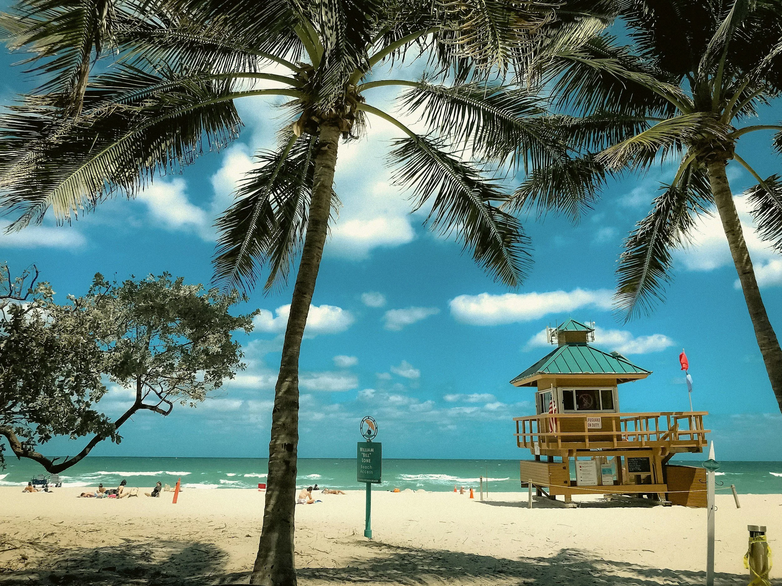 Florida Mortgage Providers beachfront real estate loan programs serving coastal and Central Florida buyers.