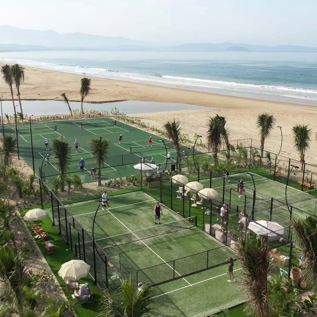 69a64e09bf7860b3a7b9a791_nkn-exp-racquet-club-slider-02.jpg