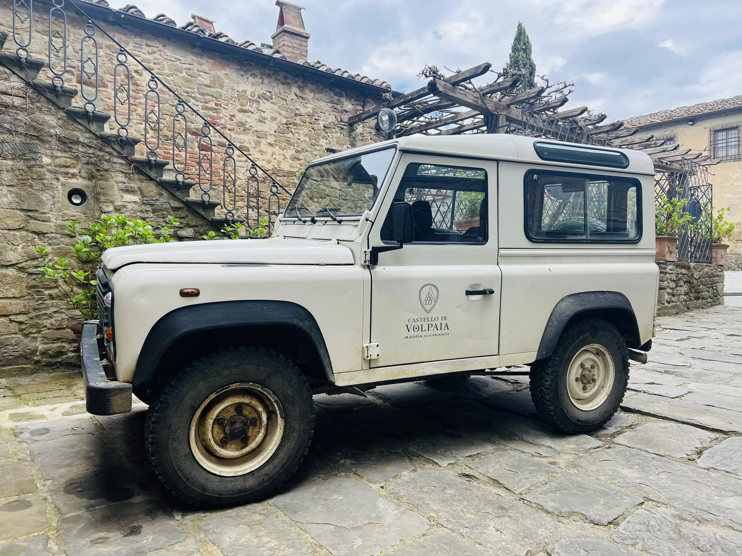 volpaia jeep.jpg
