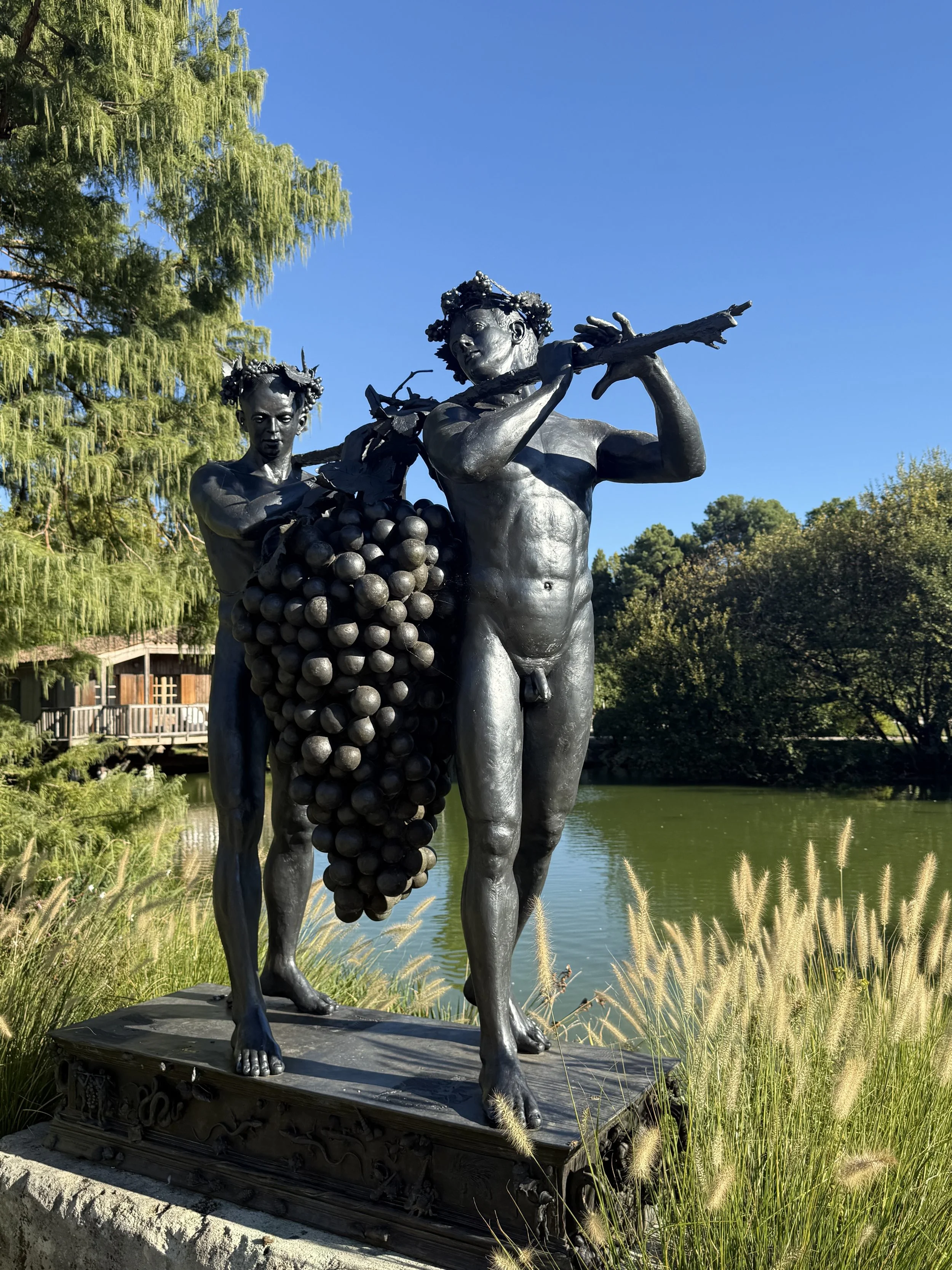 caudalie statue.jpg