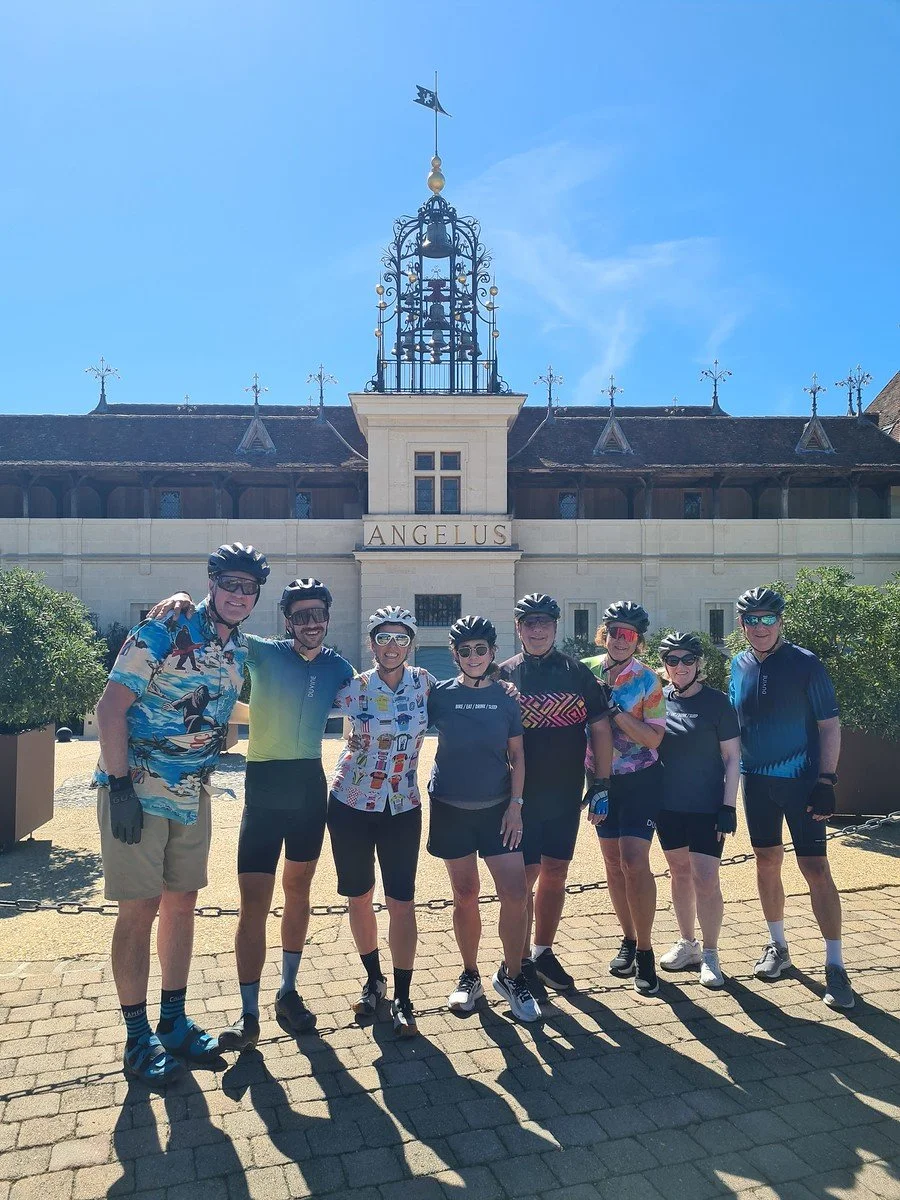 Group photo at Angelus.jpg