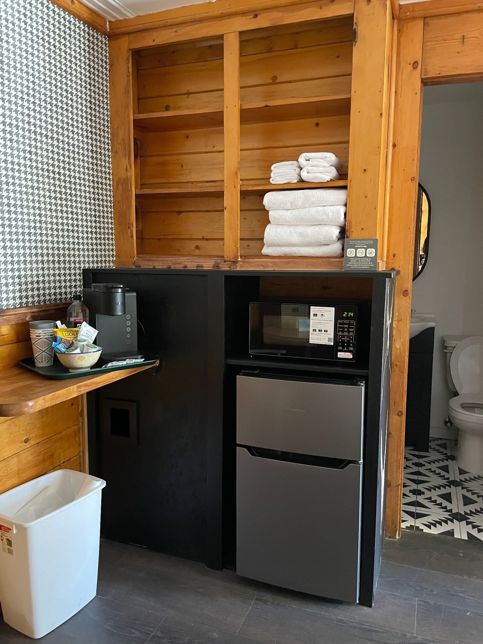 Coffee and amenity stations present in each room of The Spruce Lodge in South Fork.