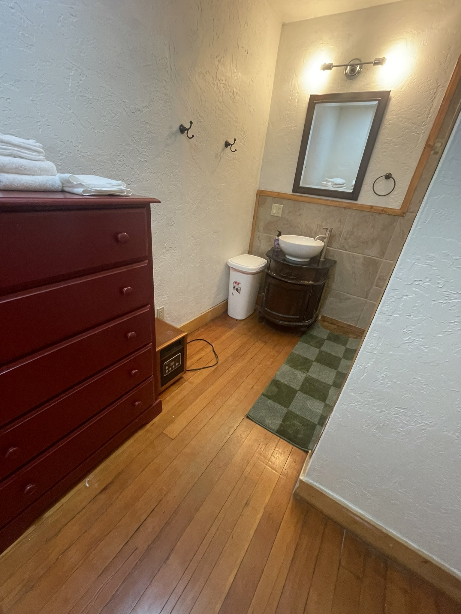 The entire historic Spruce lodge now available to rent for larger families and church groups with multiple bedrooms, gameroom, dining room and kitchen . Modern updates while historic charm is preserved.