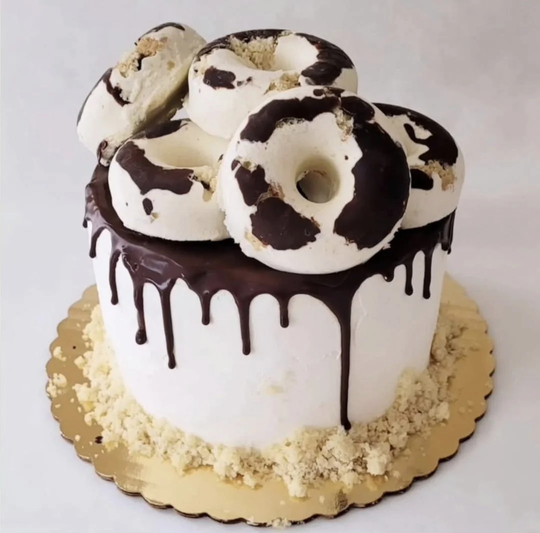 ice_cream_donuts_2.jpg (Copy) (Copy)