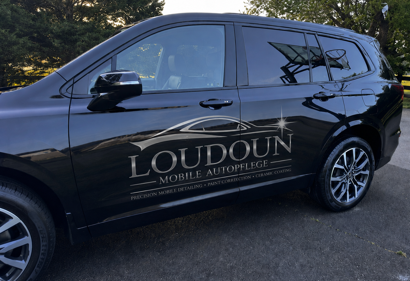 Loudoun Mobile Autopflege mobile detailing SUV.