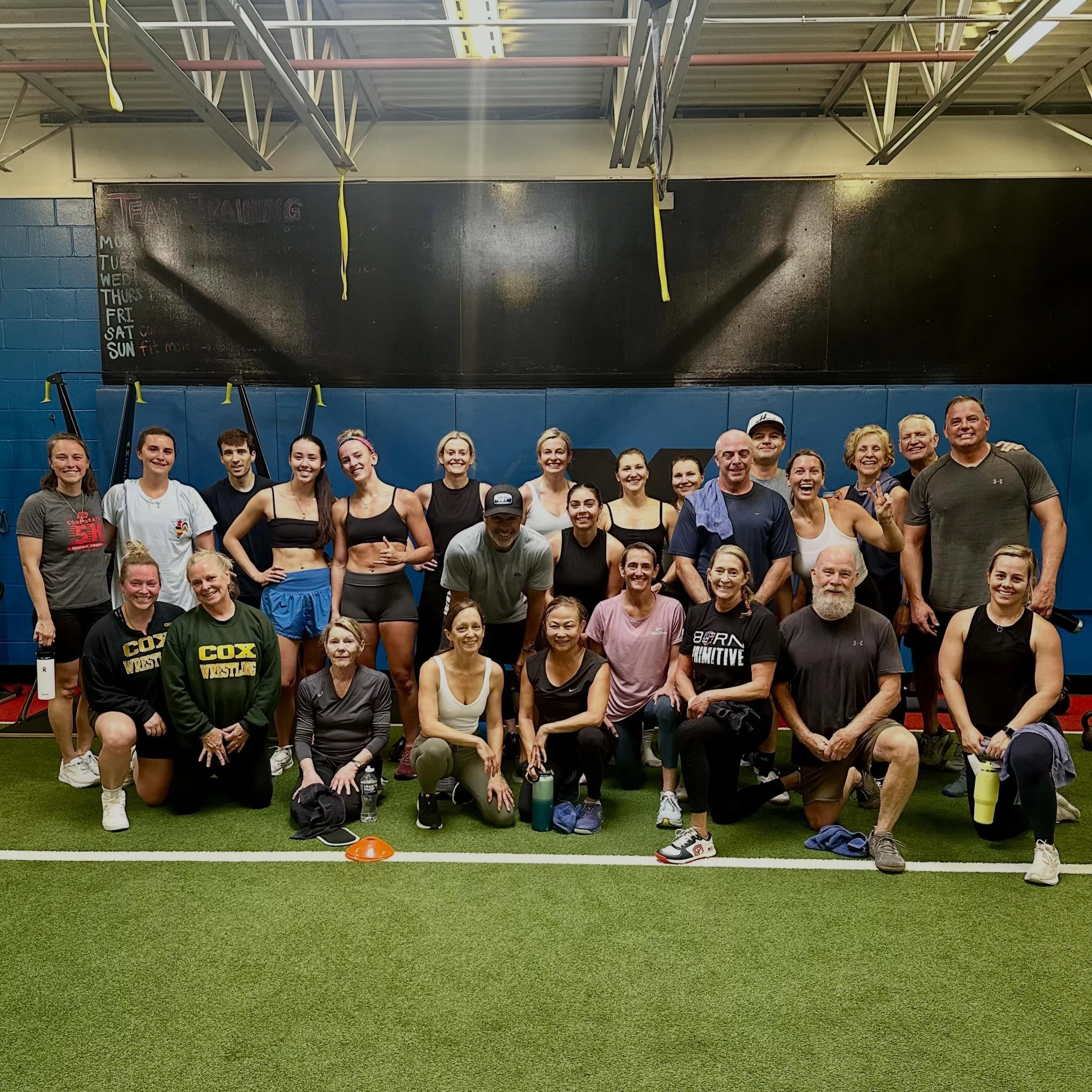Escape the rain and come workout! &amp; friendly reminder we are hosting a FREE community workout on Monday, Memorial Day at 9 am! 🇺🇸