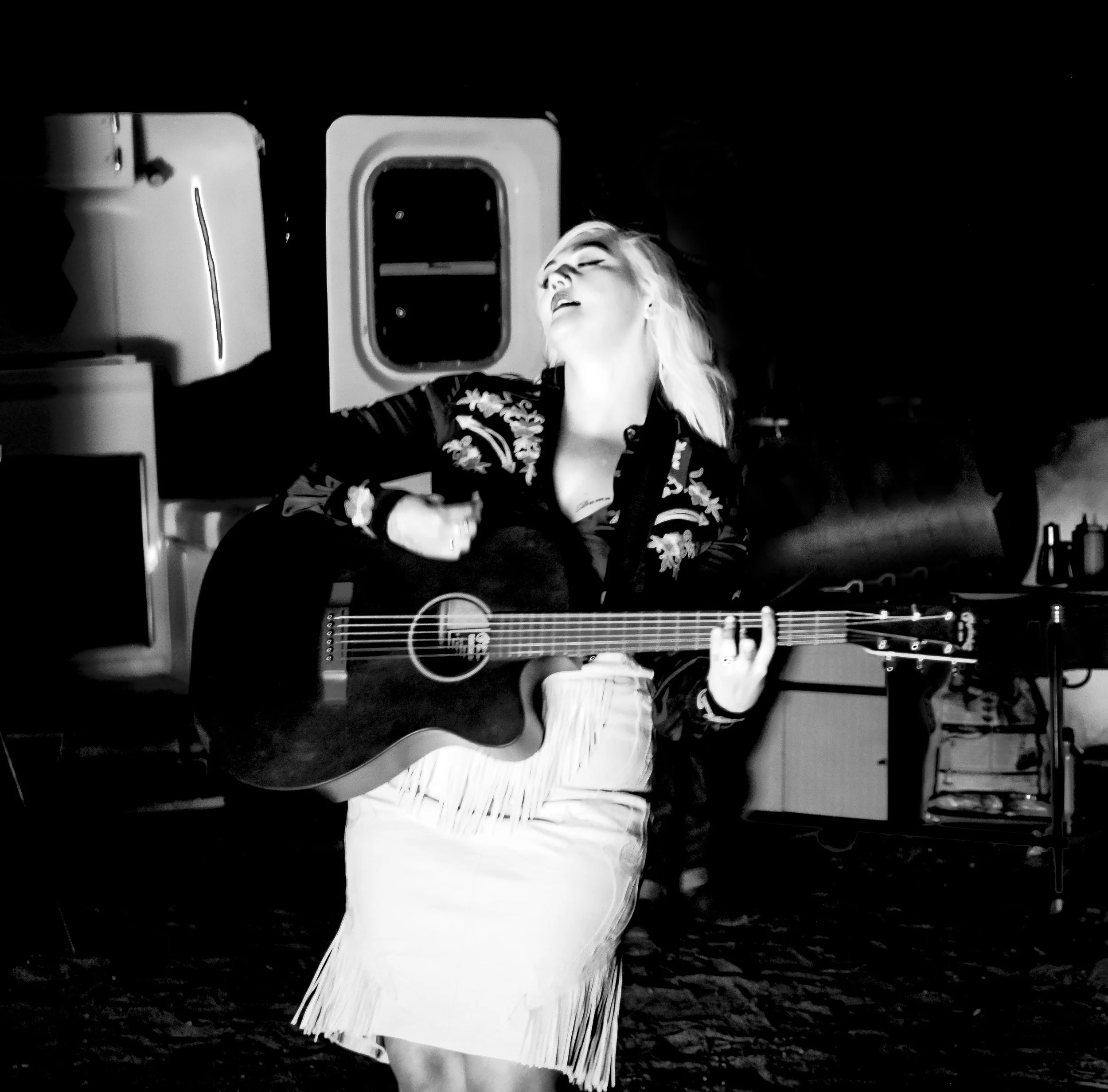 ElleKing.jpg