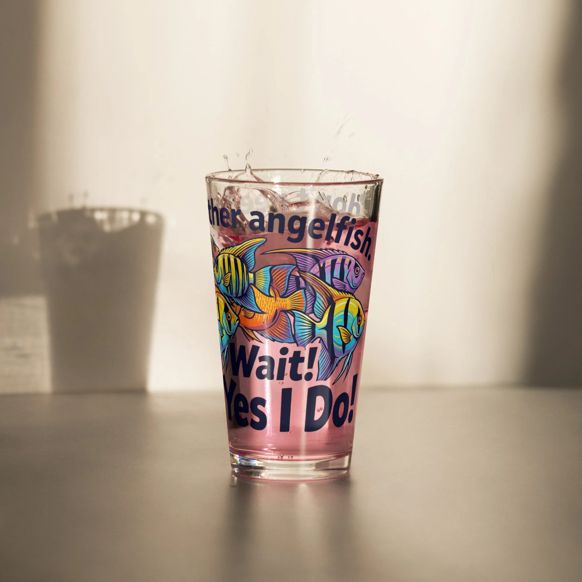 shaker-pint-glass-(16-oz)-16-oz-left-6aa384520c3e3.jpg