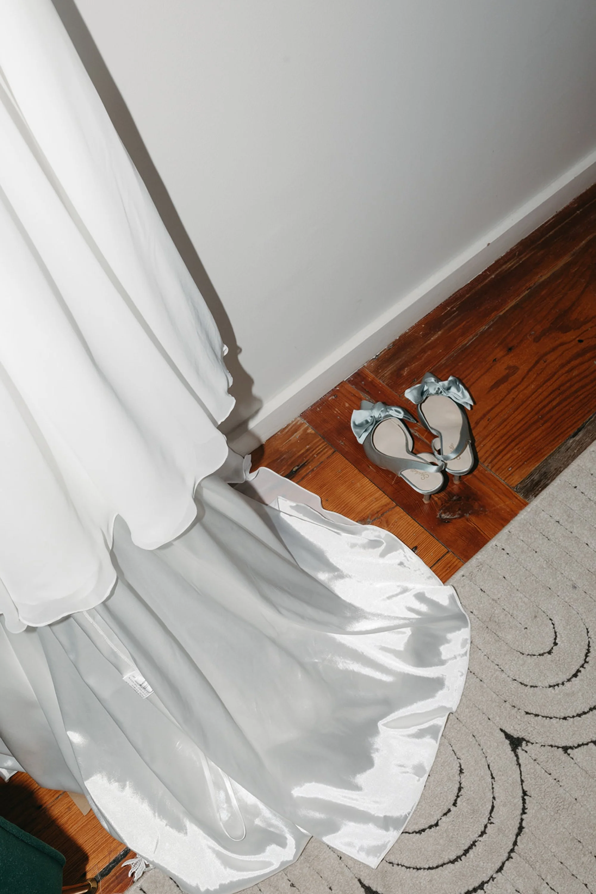 07_FarilaneStationWeddingSamarWynnFreckledFoxPhotography-85.jpg