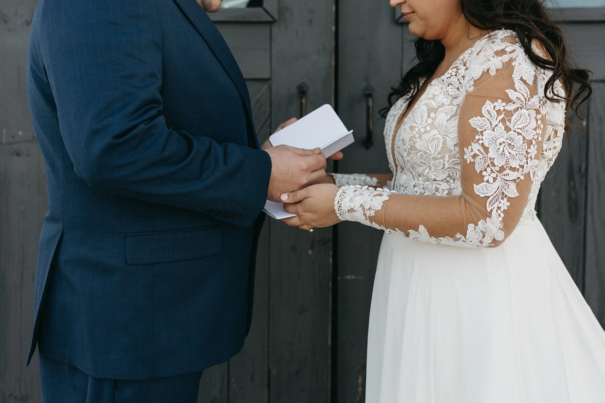 33_FarilaneStationWeddingSamarWynnFreckledFoxPhotography-289.jpg