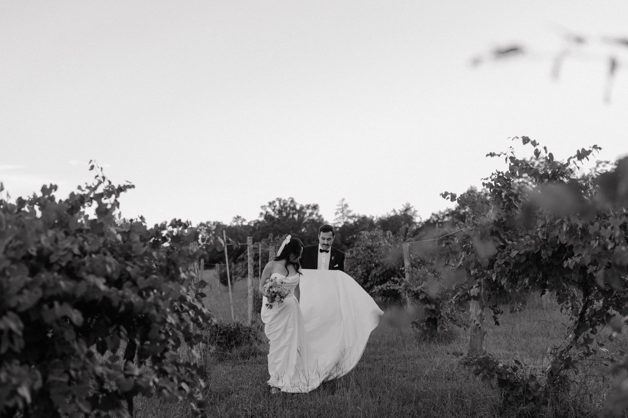 77_KindredBarnWeddingVinciBehdad2024FreckledFoxPhotography-972.jpg