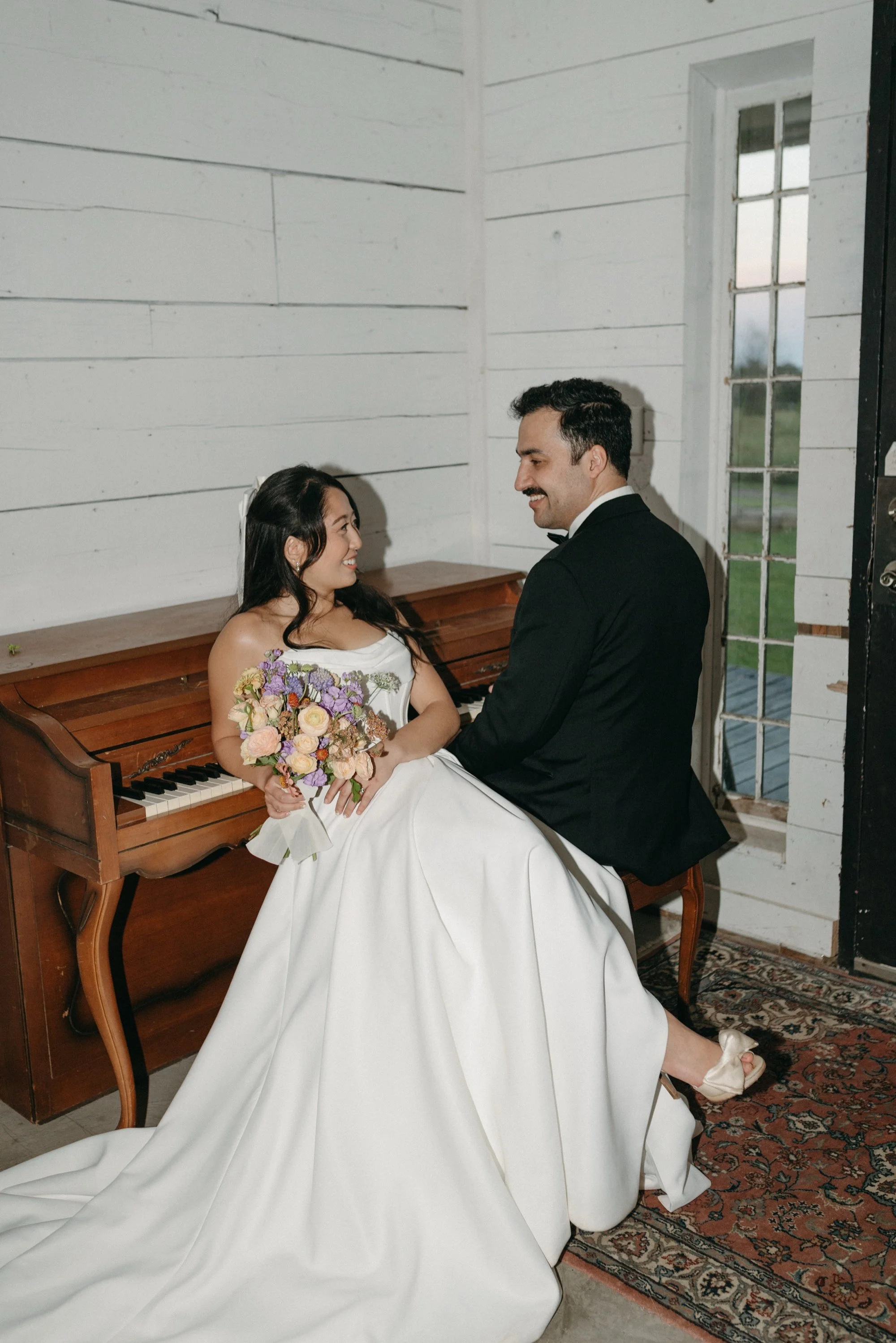88_KindredBarnWeddingVinciBehdad2024FreckledFoxPhotography-1038.jpg