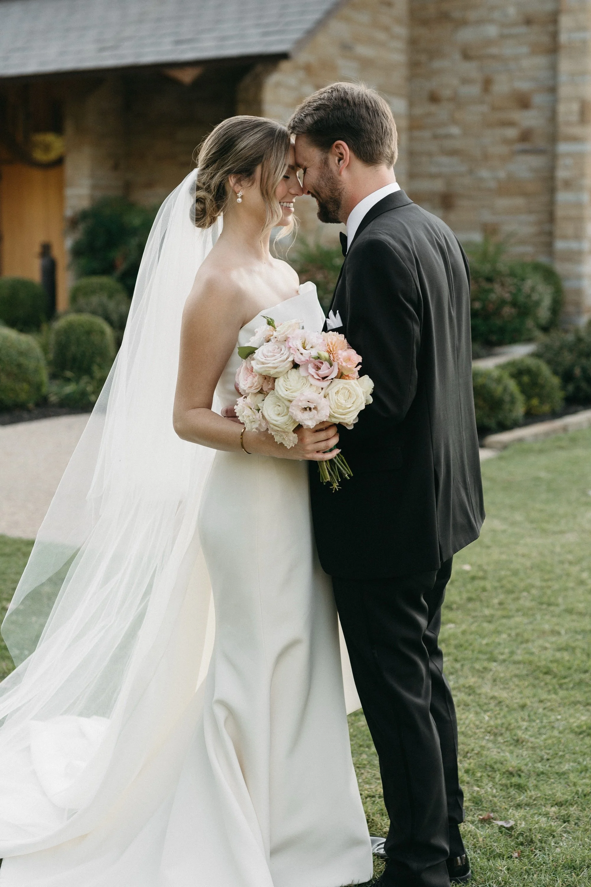 106_HuntChapelWeddingSaraJaneTanner2024FreckledFoxPhotography-910.jpg