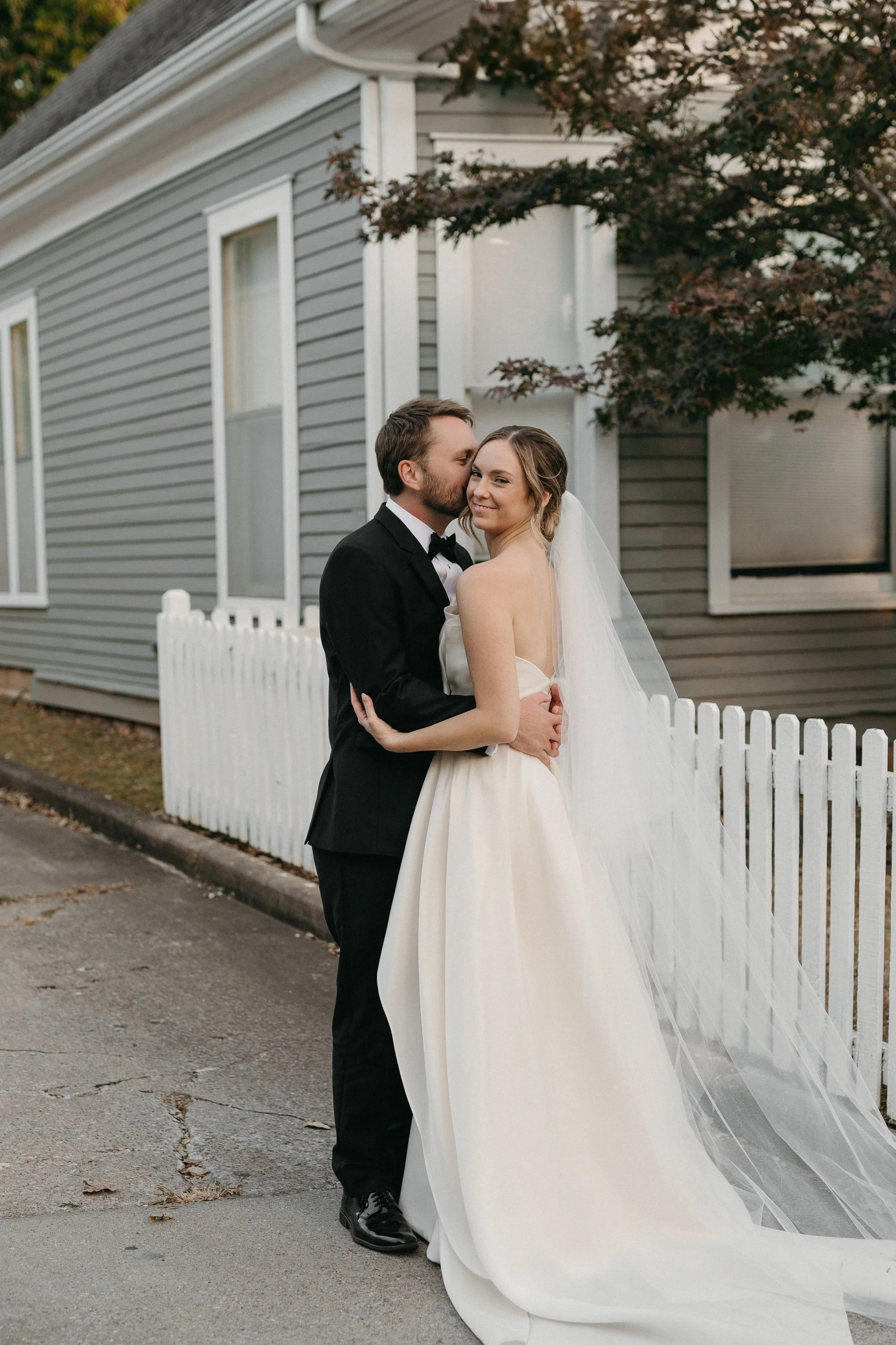125_HuntChapelWeddingSaraJaneTanner2024FreckledFoxPhotography-1028.jpg