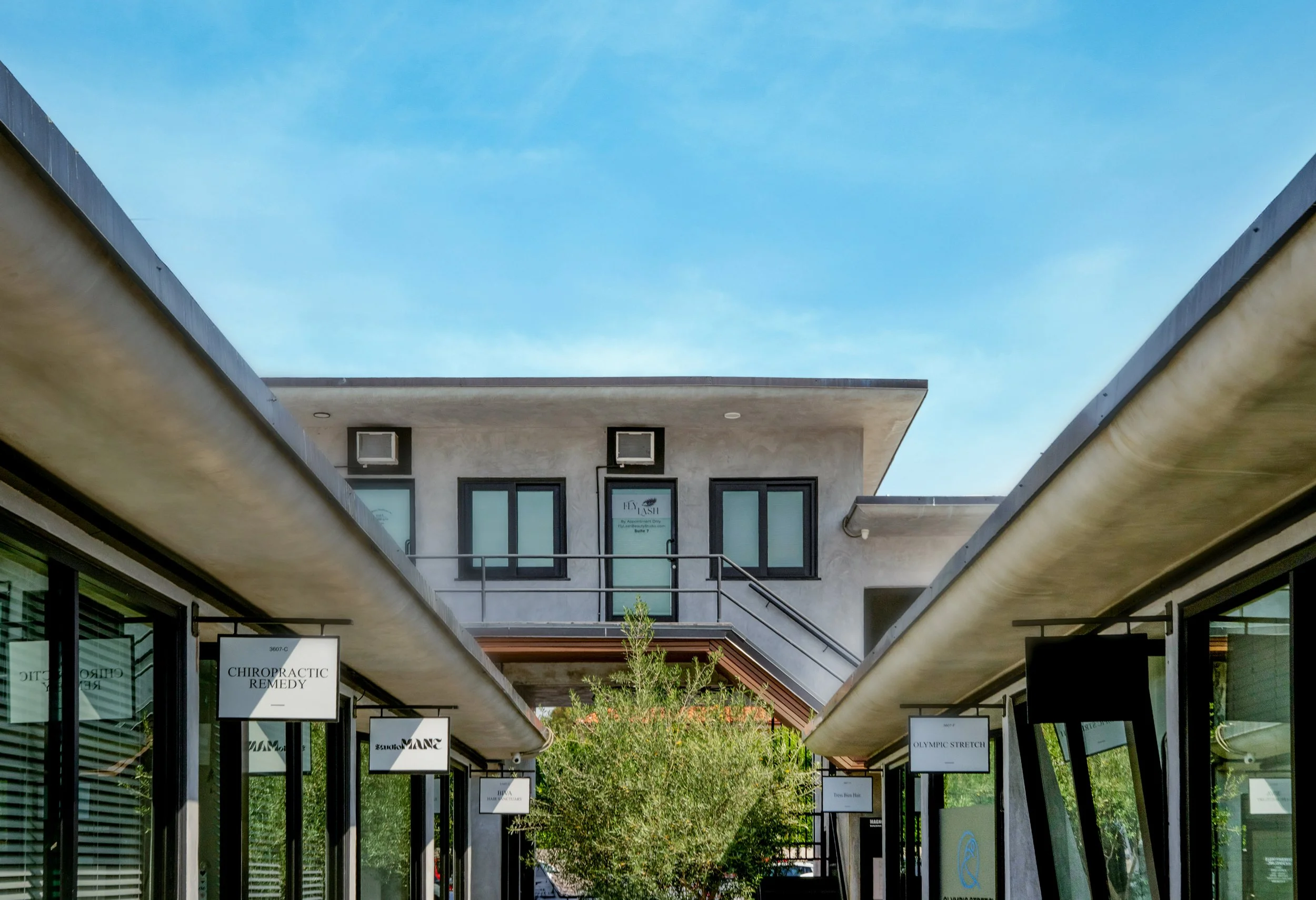 Village Magnolia Gallery 15.jpg