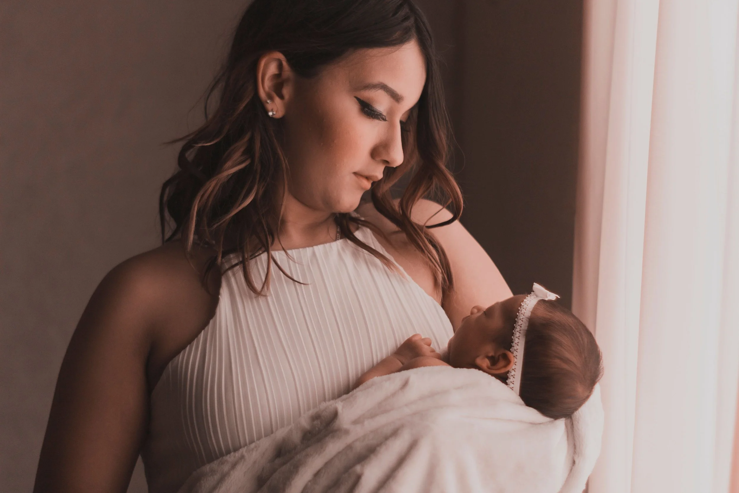 Therapy for overwhelmed moms in Sacramento, California helping postpartum women regain confidence and emotional well-being.
