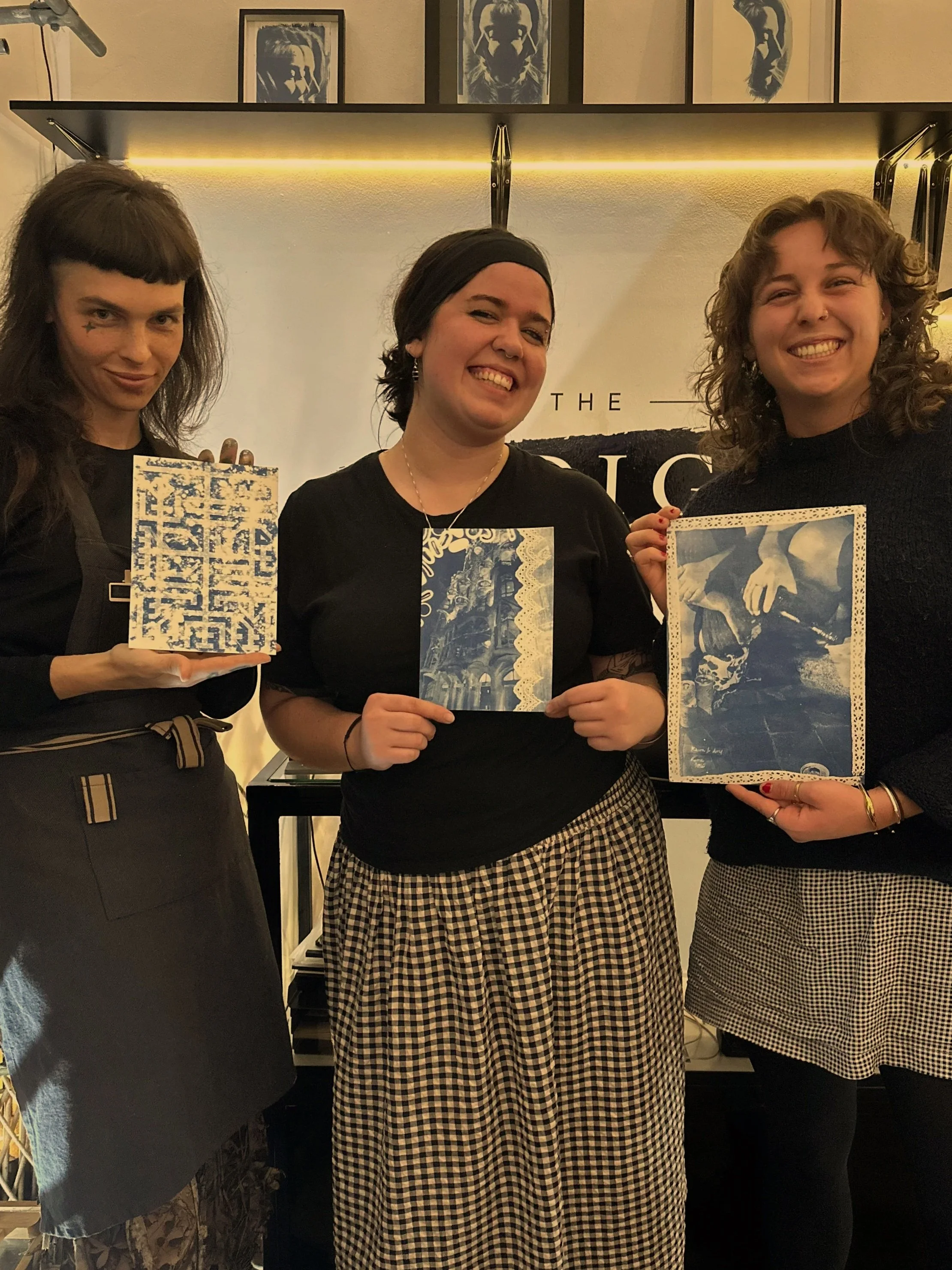 HAPPY-CUSTOMERS-man-cyanotype-print-indigo-pressrooom.jpg