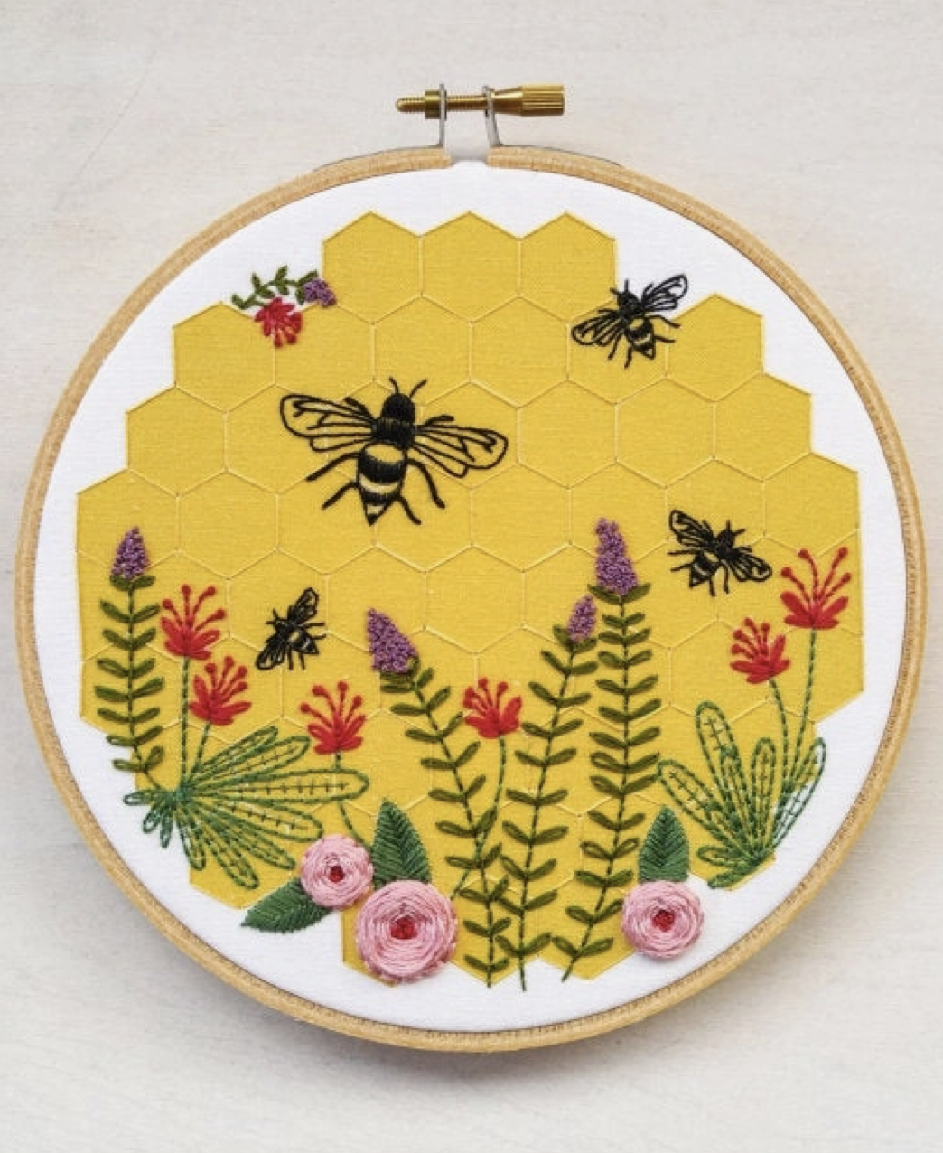 Bee Lovely Embroidery Kit