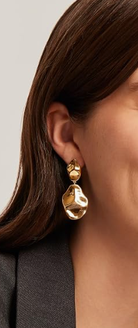 Silver Dangle Earrings2.png