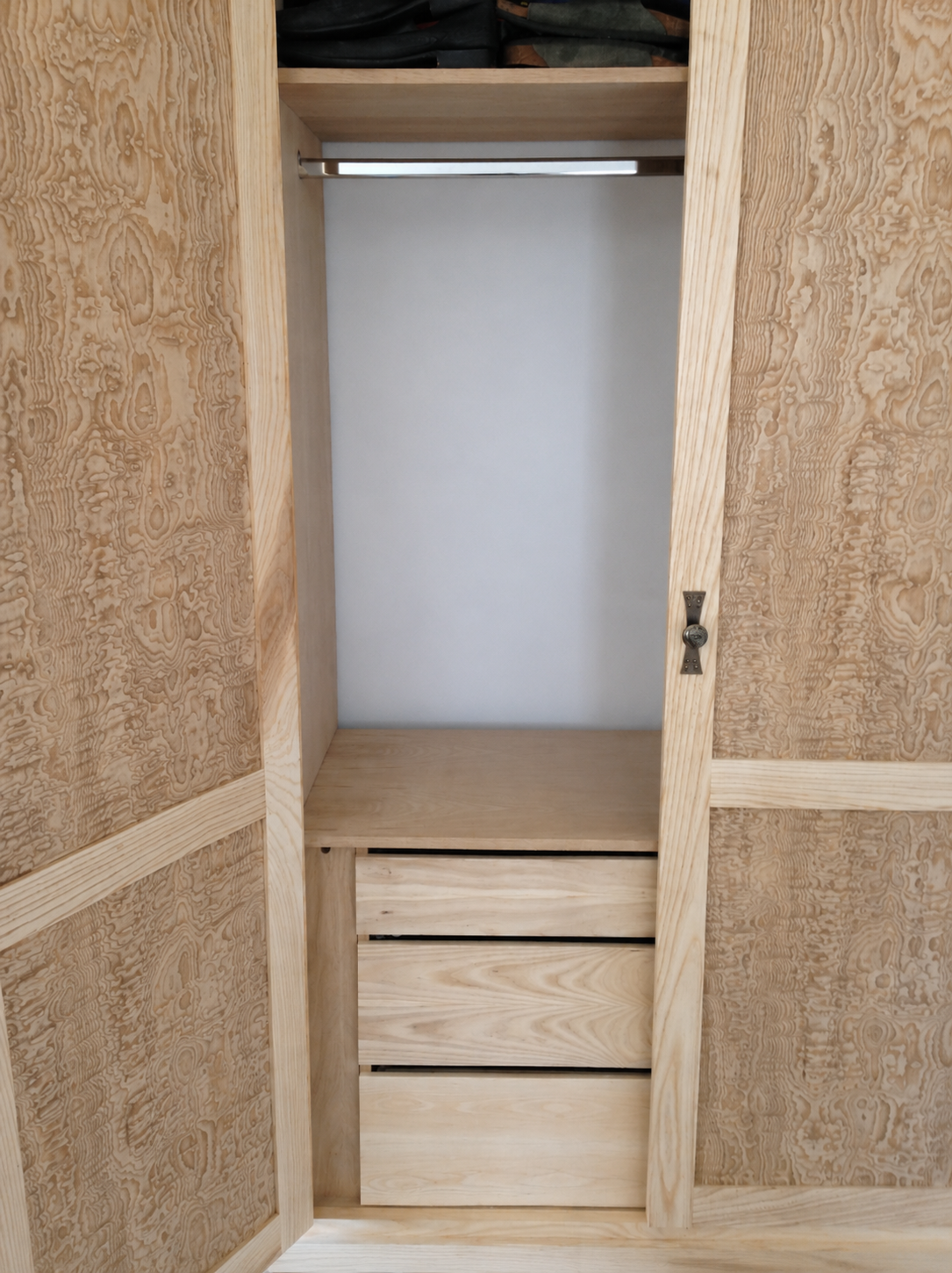 Japanese Tamo Ash and Solid Ash Wardrobe showing Cabinet internals 