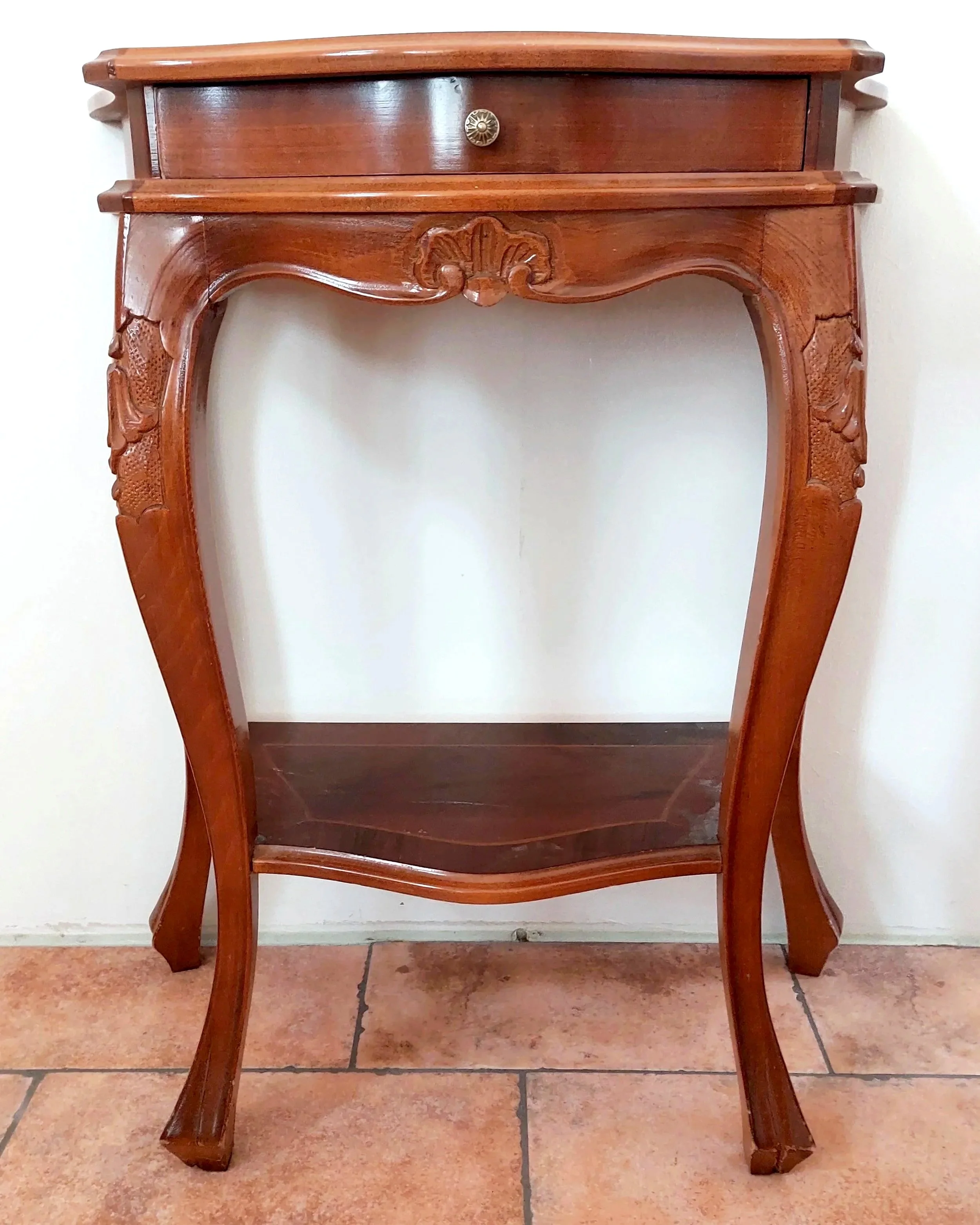 Beistelltisch Marie Antoinette vorher