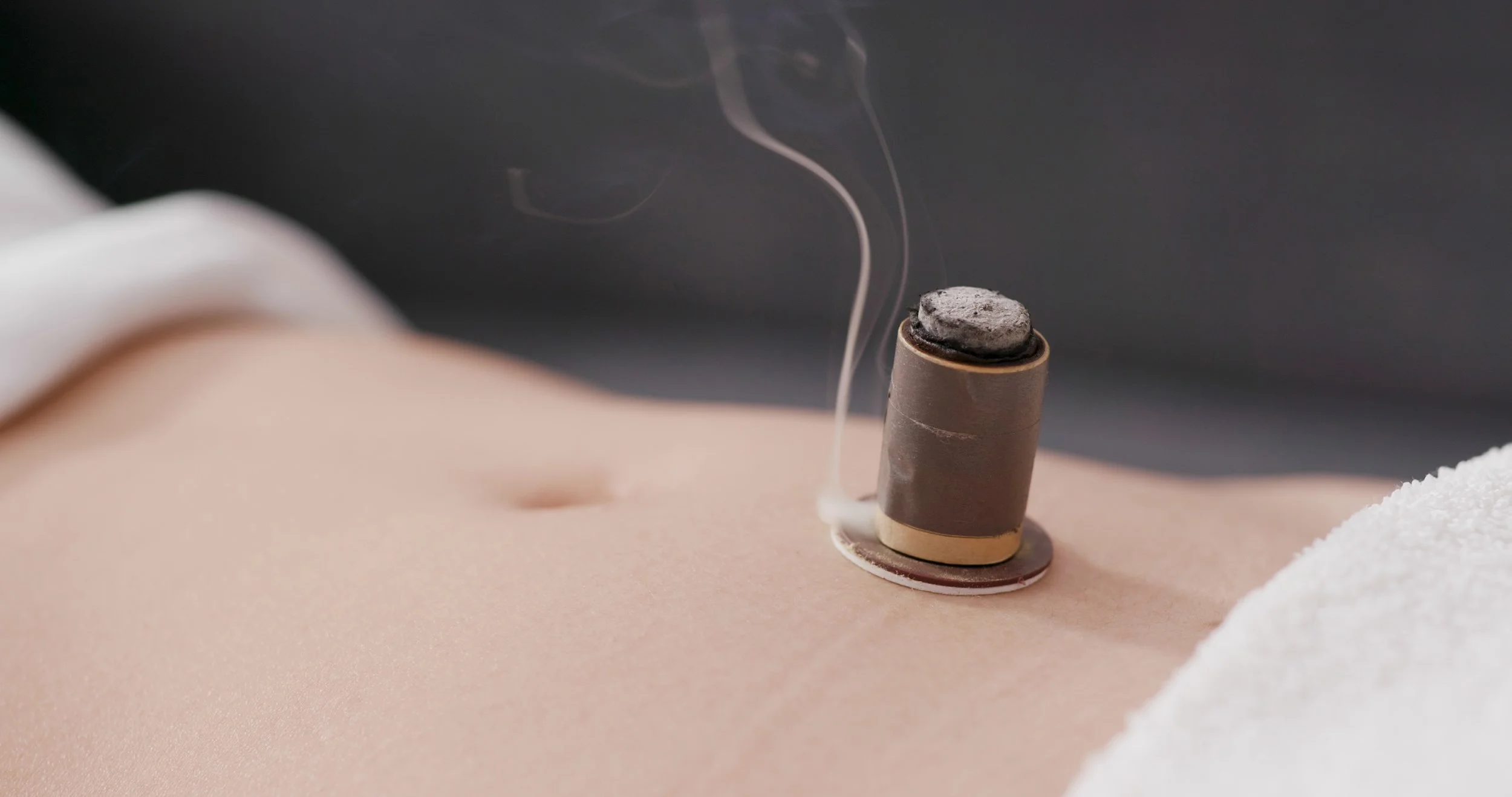 moxa moxibustion herb artemisia muscle tension tired cold limbs